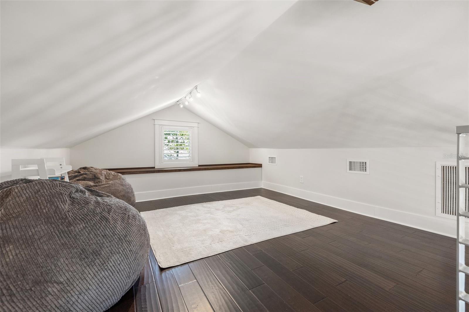 Image 31 of 54 For 1205 13th Street N