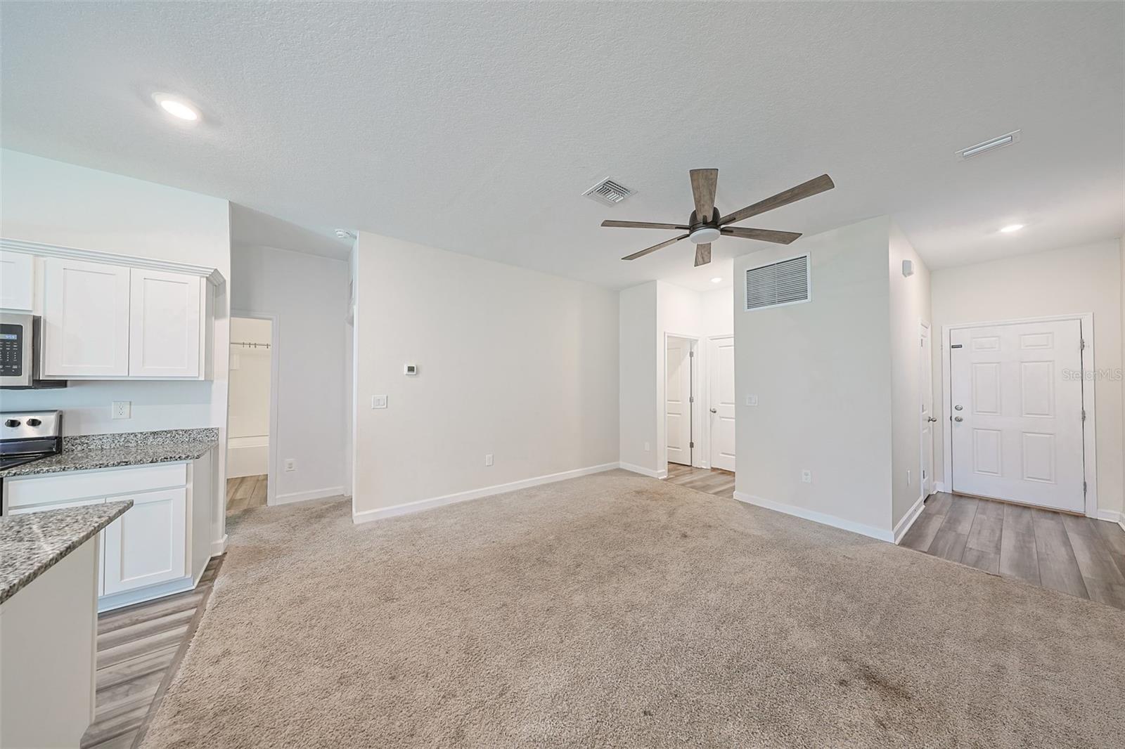 Image 12 of 36 For 35210 Daisy Meadow Loop