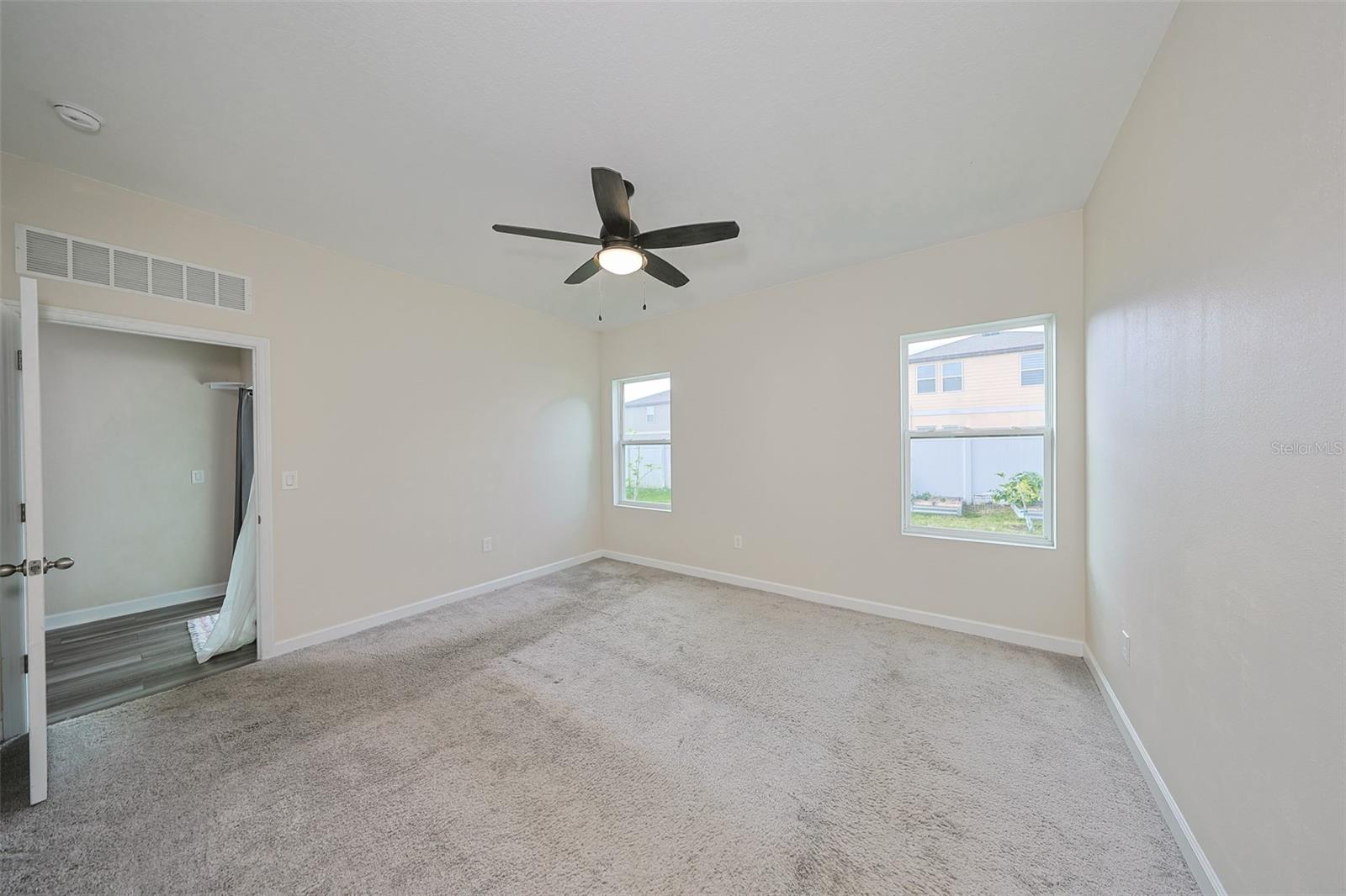 Image 18 of 36 For 35210 Daisy Meadow Loop