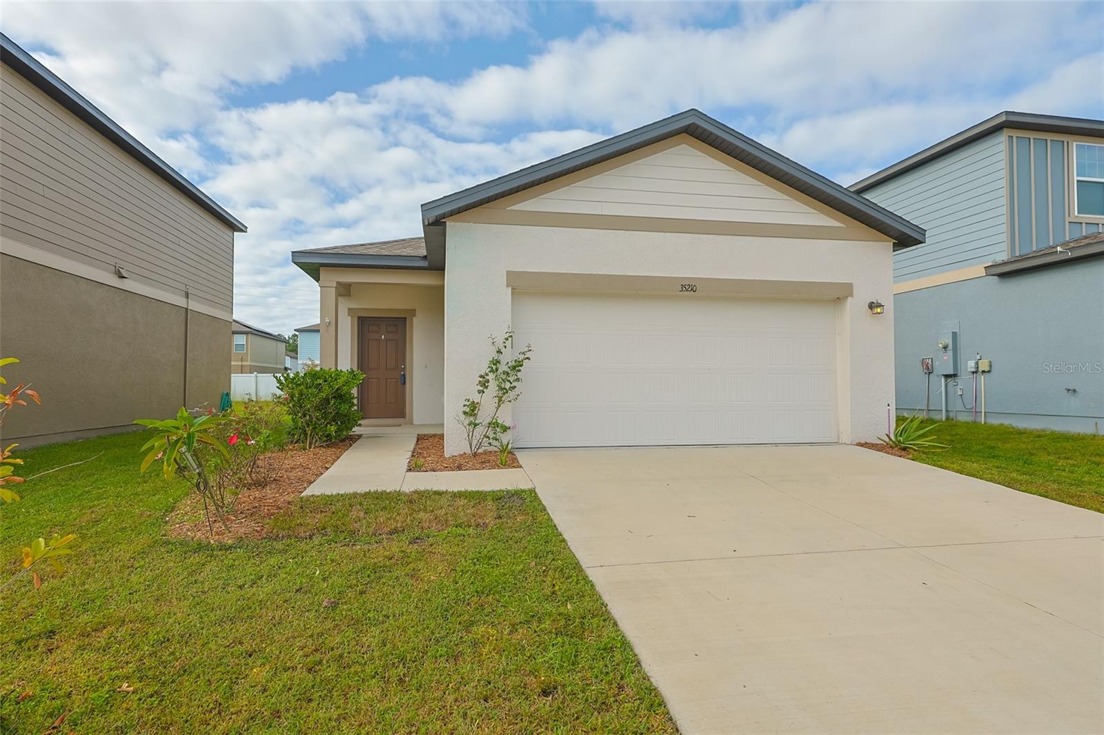 Image 2 of 36 For 35210 Daisy Meadow Loop