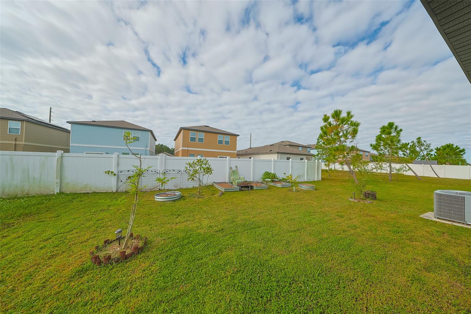 Image 25 of 36 For 35210 Daisy Meadow Loop