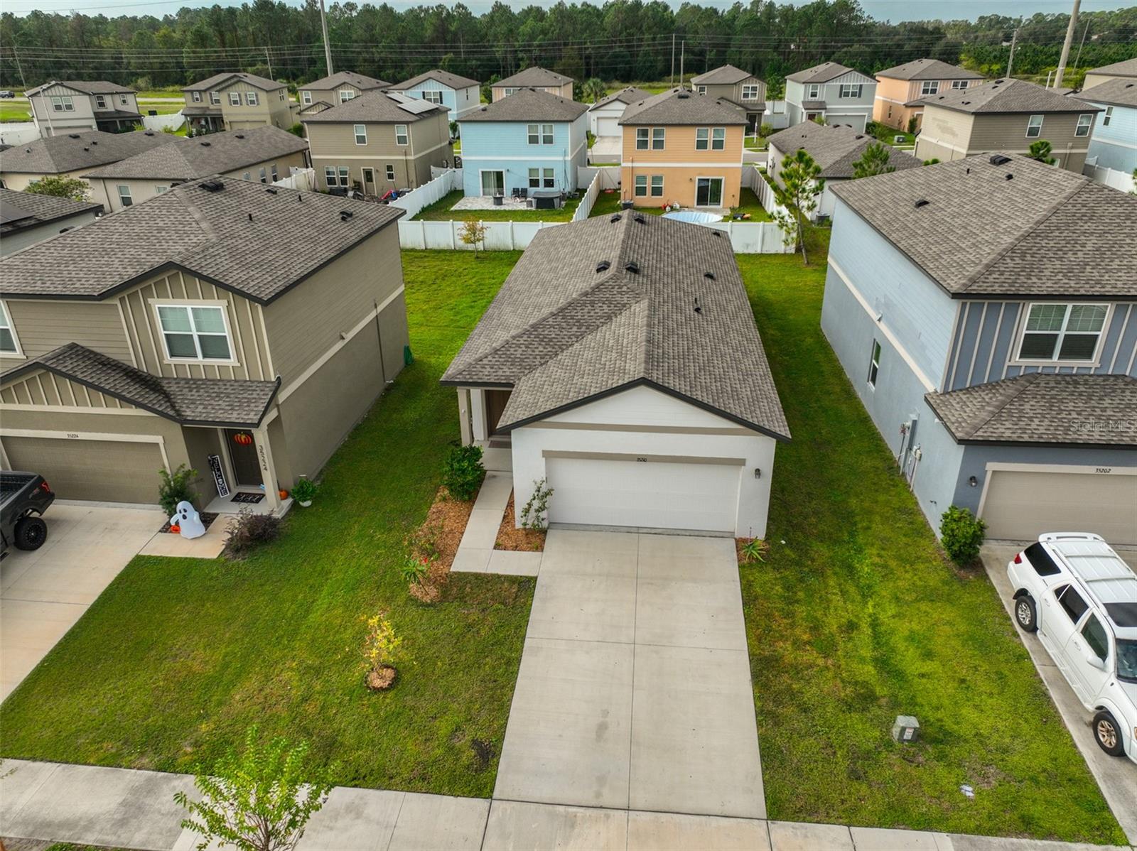 Image 28 of 36 For 35210 Daisy Meadow Loop