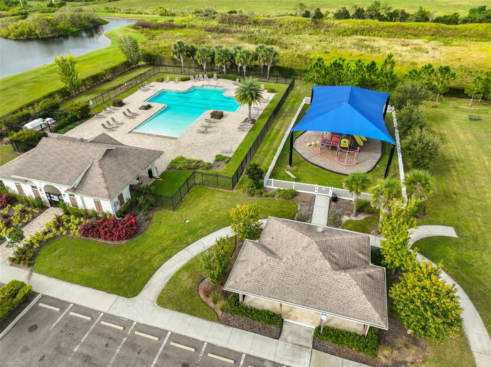 Image 30 of 36 For 35210 Daisy Meadow Loop