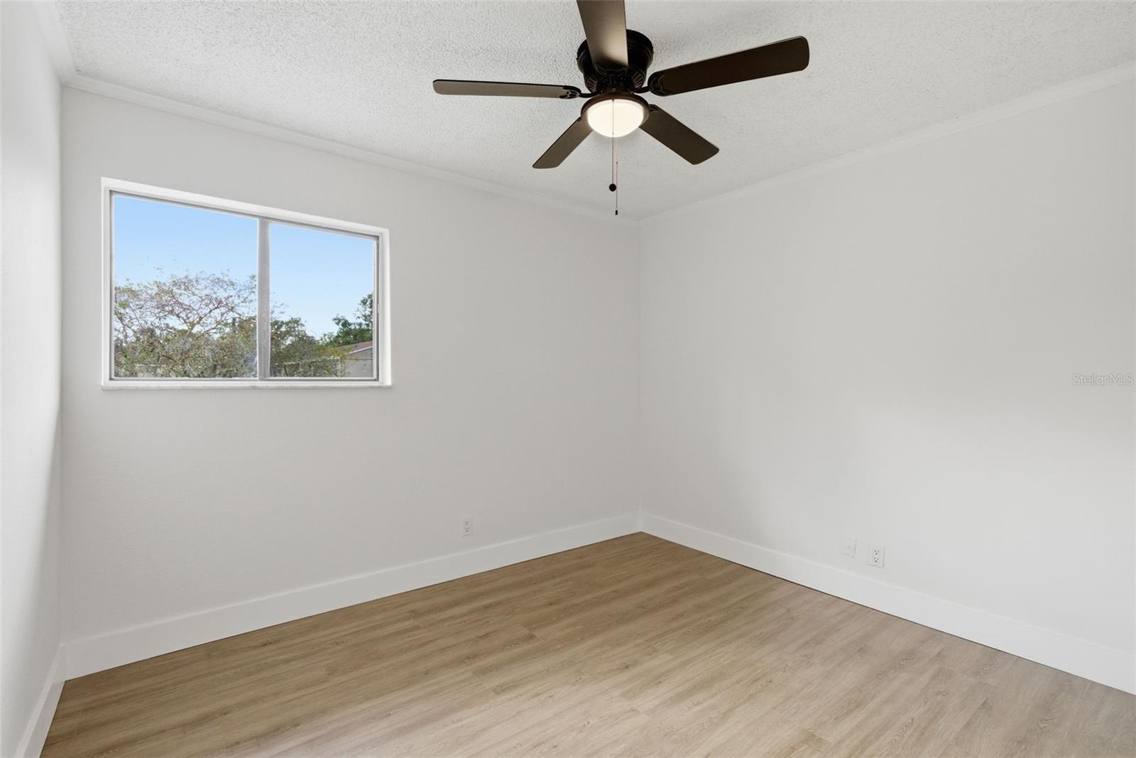 Image 14 of 21 For 8632 Cattail Drive