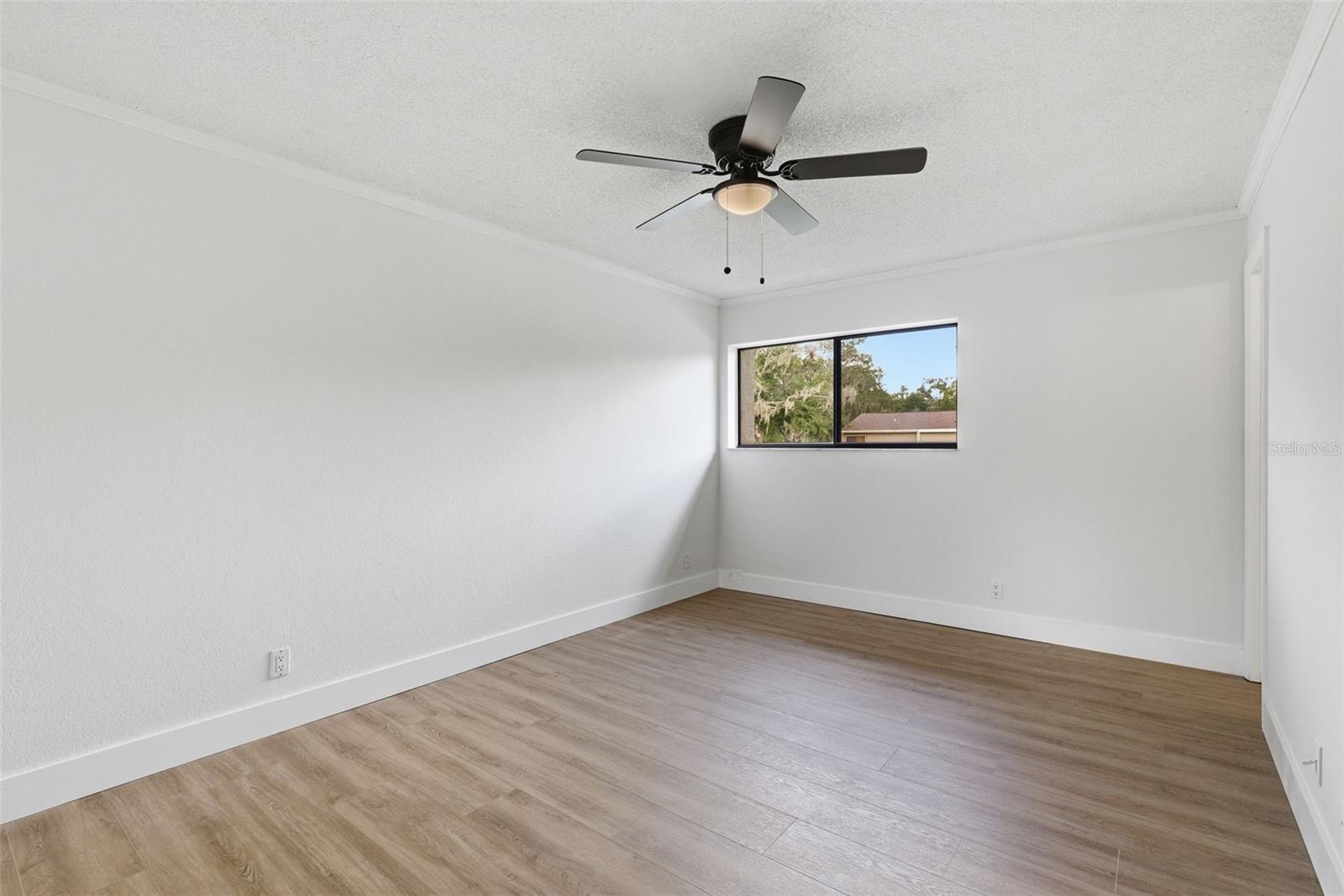 Image 16 of 21 For 8632 Cattail Drive