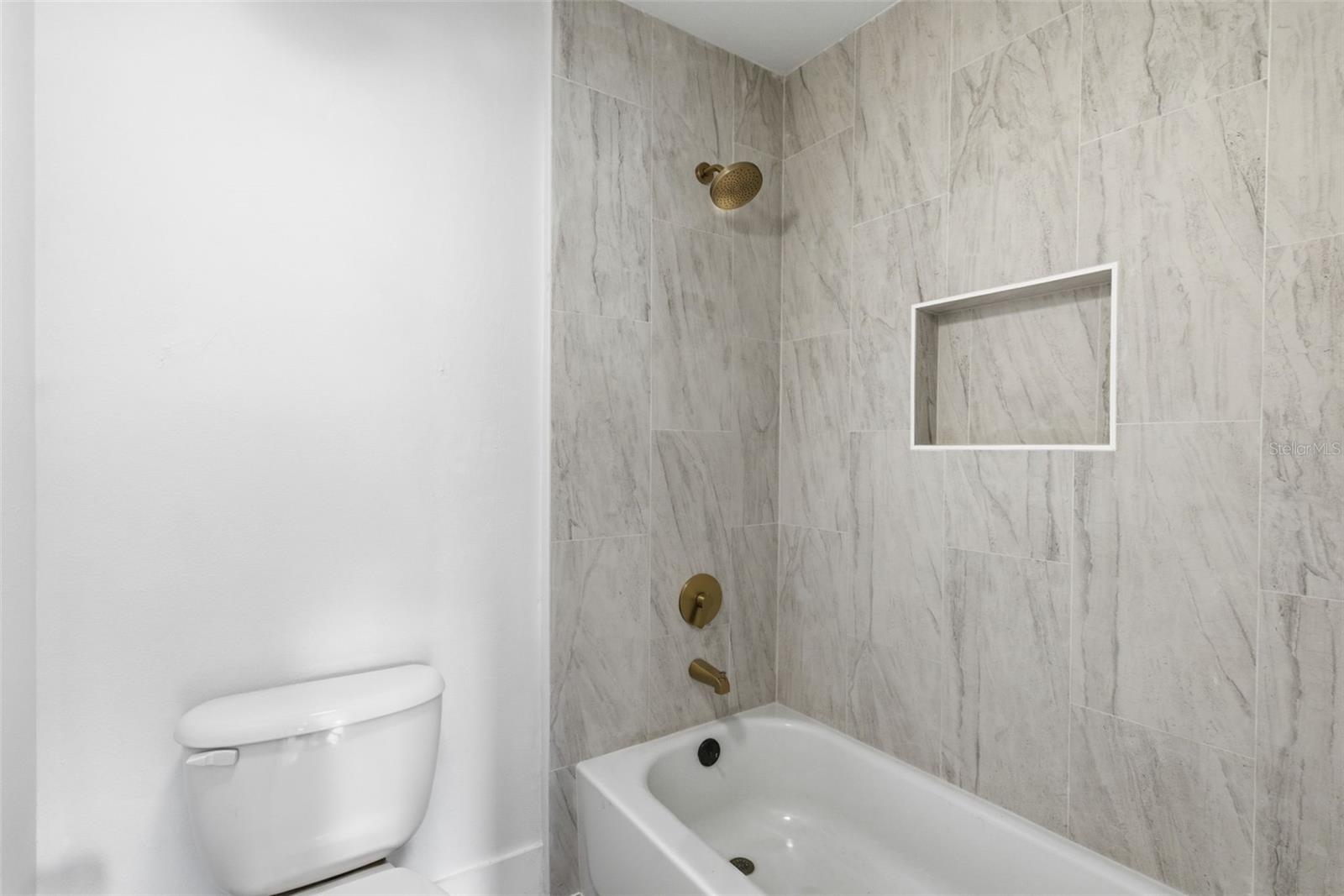 Image 7 of 21 For 8632 Cattail Drive