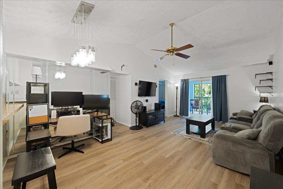 Image 13 of 65 For 5265 Bay Drive 622