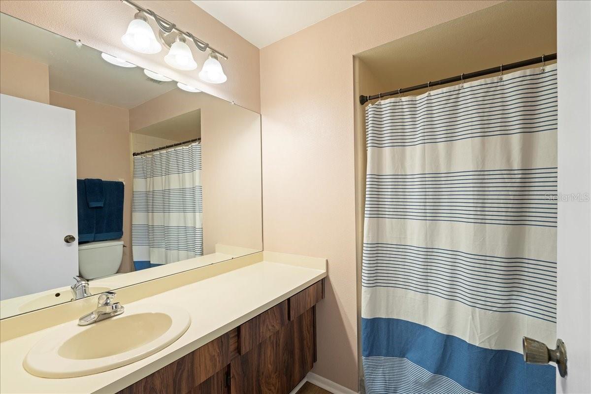 Image 23 of 65 For 5265 Bay Drive 622