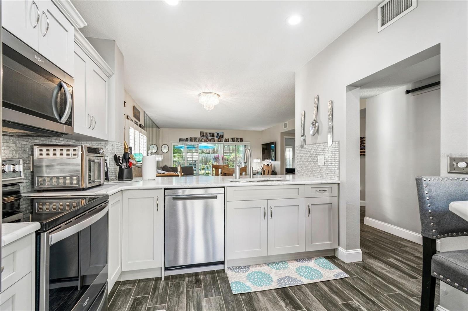 Image 14 of 90 For 11320 Harbor Way 1720