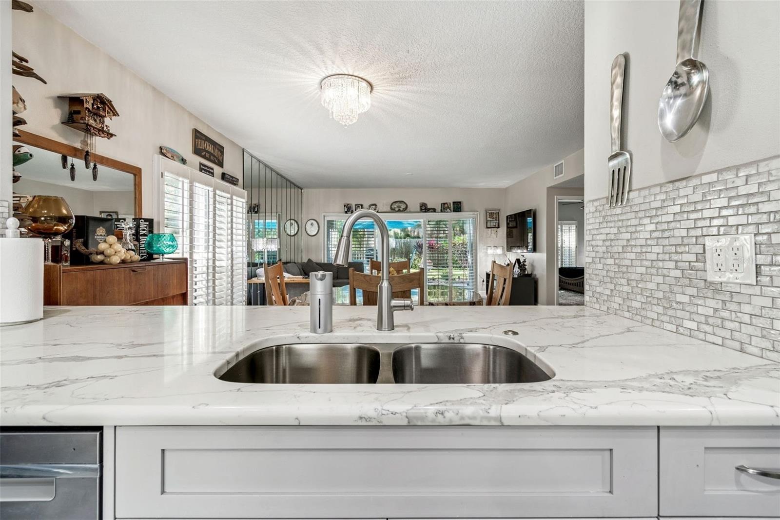 Image 15 of 90 For 11320 Harbor Way 1720