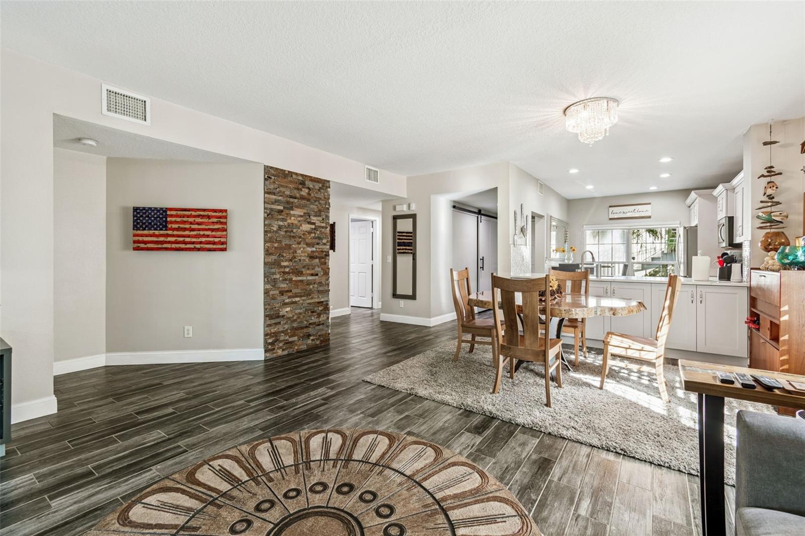 Image 20 of 90 For 11320 Harbor Way 1720