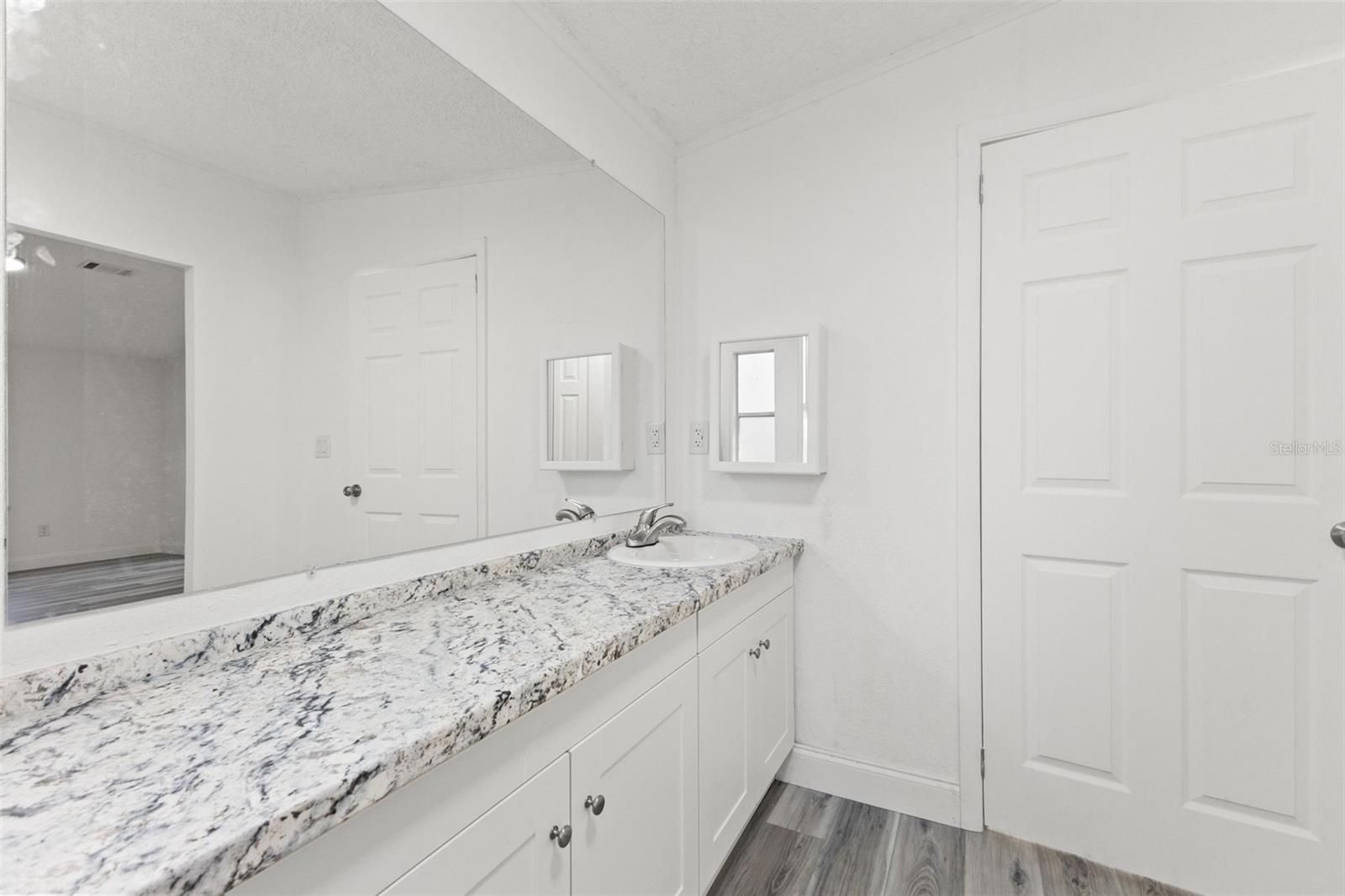 Image 22 of 47 For 6718 Pershing Drive