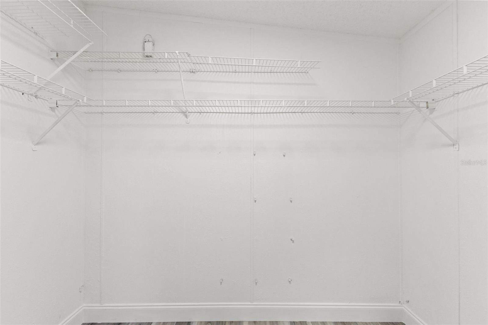 Image 24 of 47 For 6718 Pershing Drive