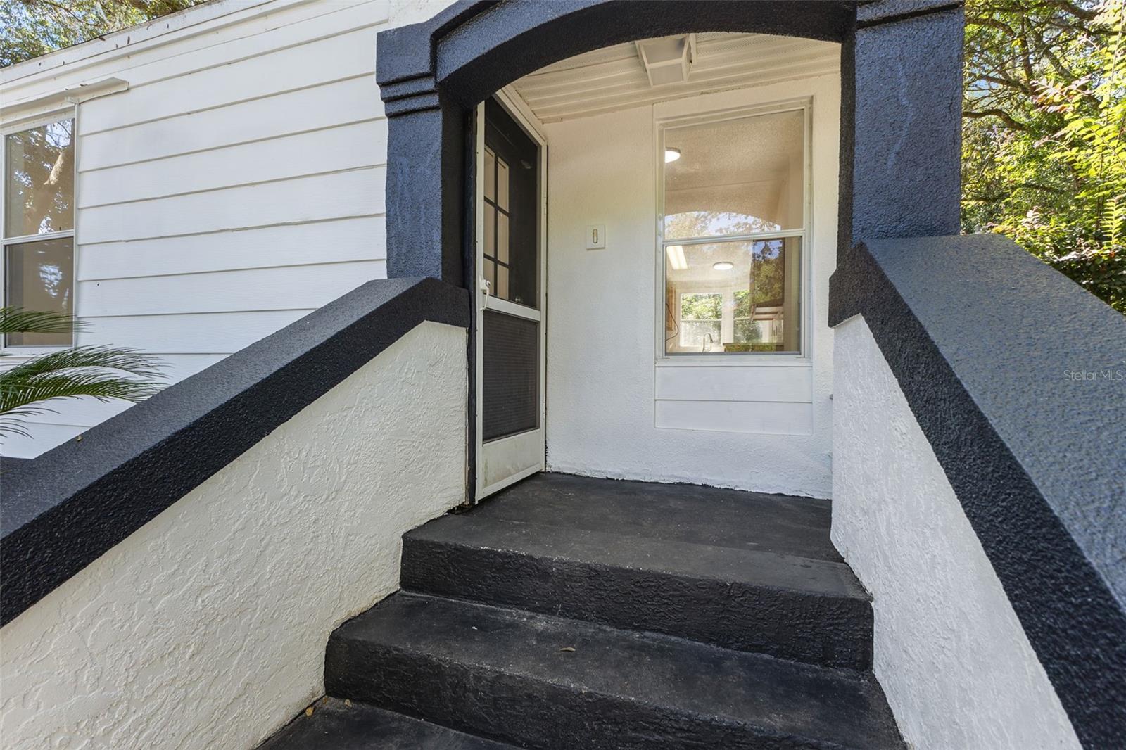 Image 3 of 47 For 6718 Pershing Drive