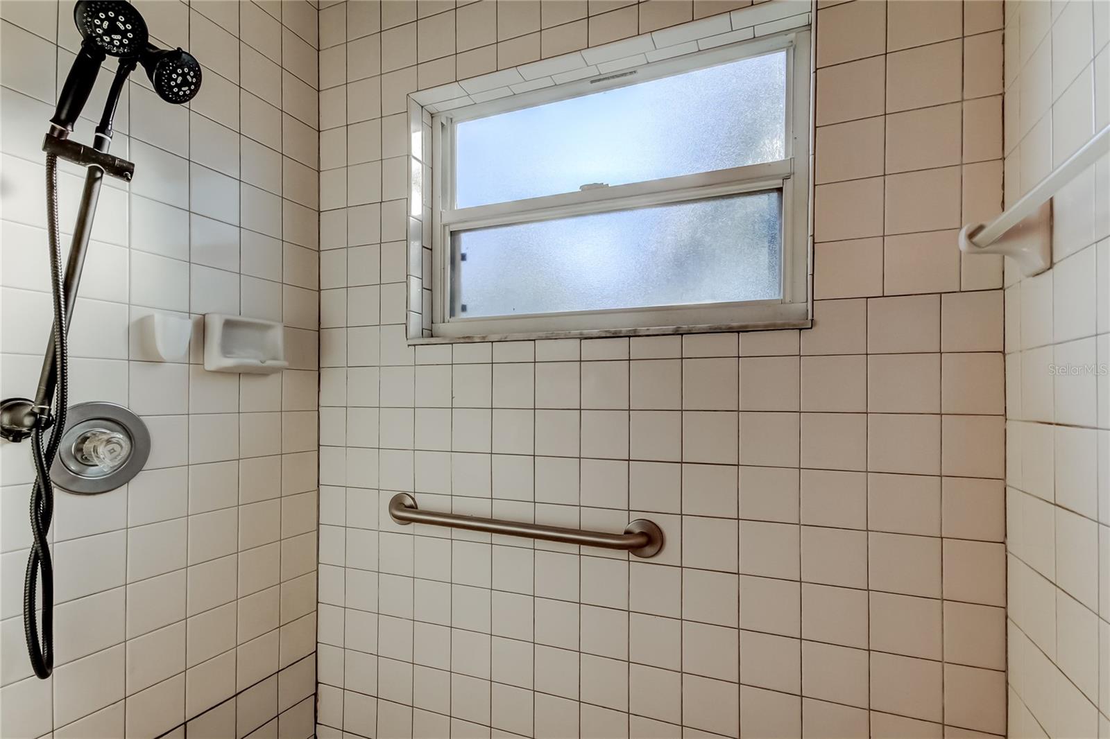 Image 16 of 34 For 2908 Williamsburg Street