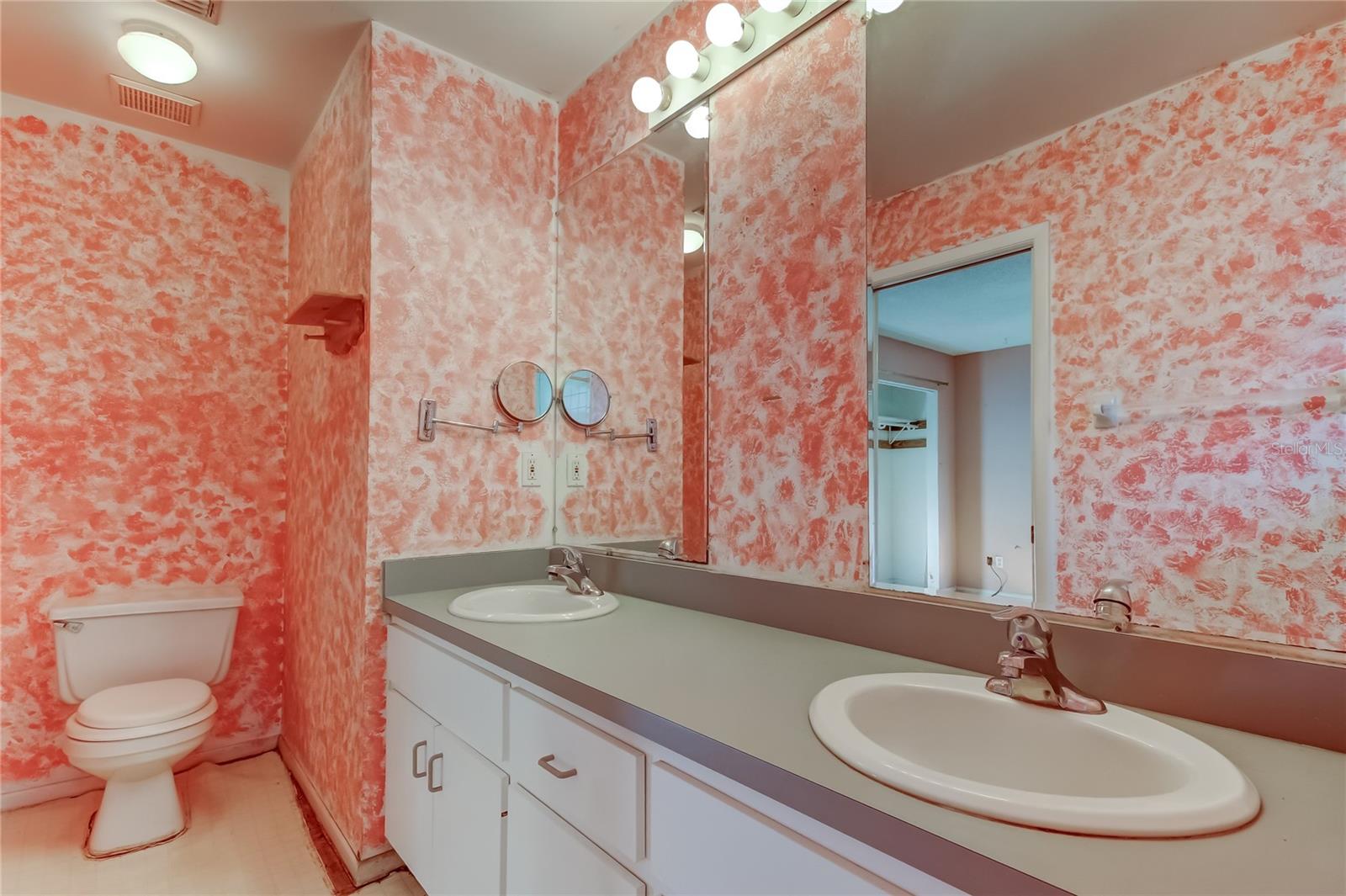 Image 17 of 34 For 2908 Williamsburg Street