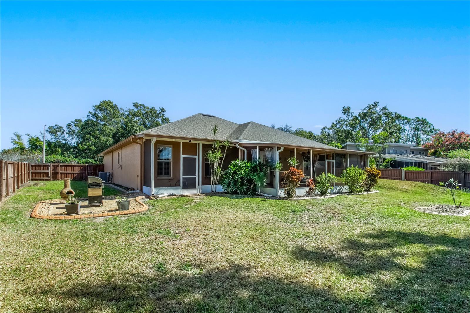 Image 2 of 35 For 22454 Weeks Boulevard