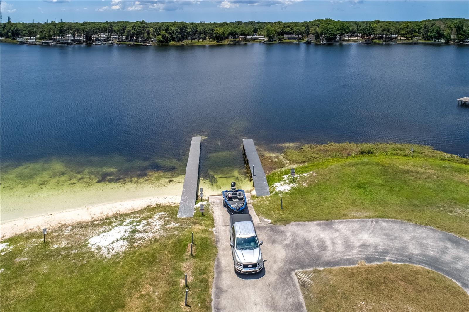 Image 35 of 35 For 22454 Weeks Boulevard