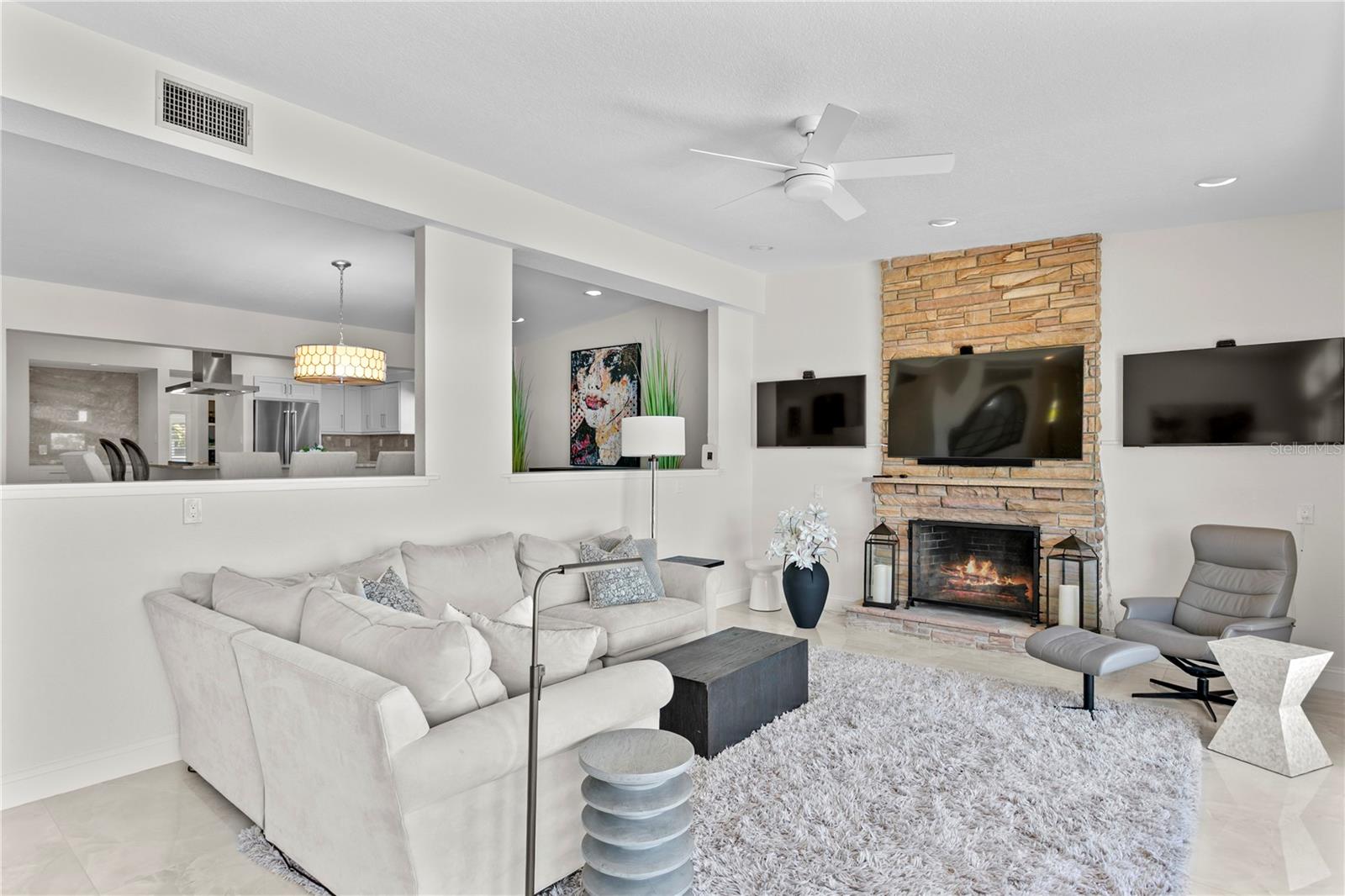 Image 11 of 46 For 540 59th Avenue