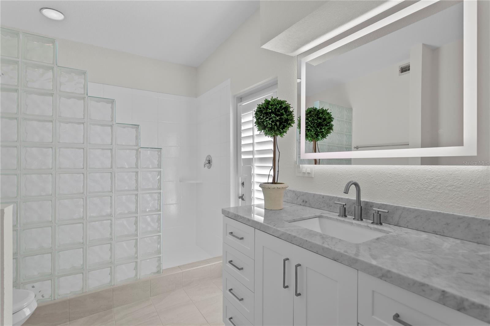 Image 29 of 46 For 540 59th Avenue