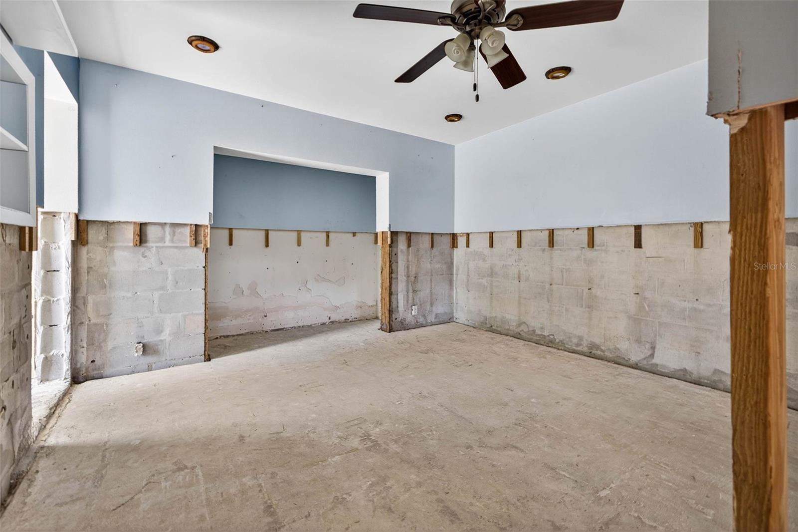 Listing photo id 24 for 783 Placido Way Ne