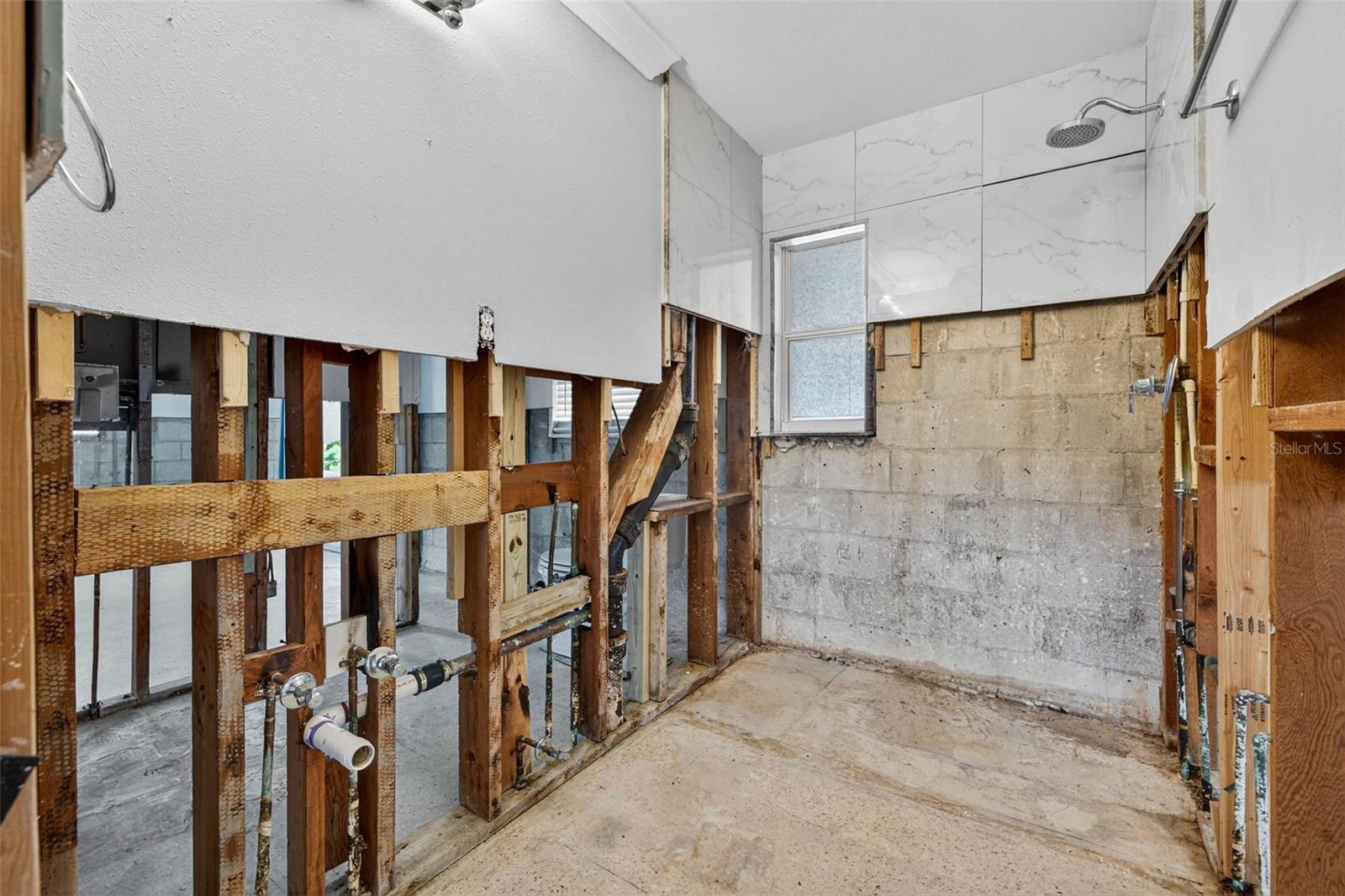Listing photo id 28 for 783 Placido Way Ne
