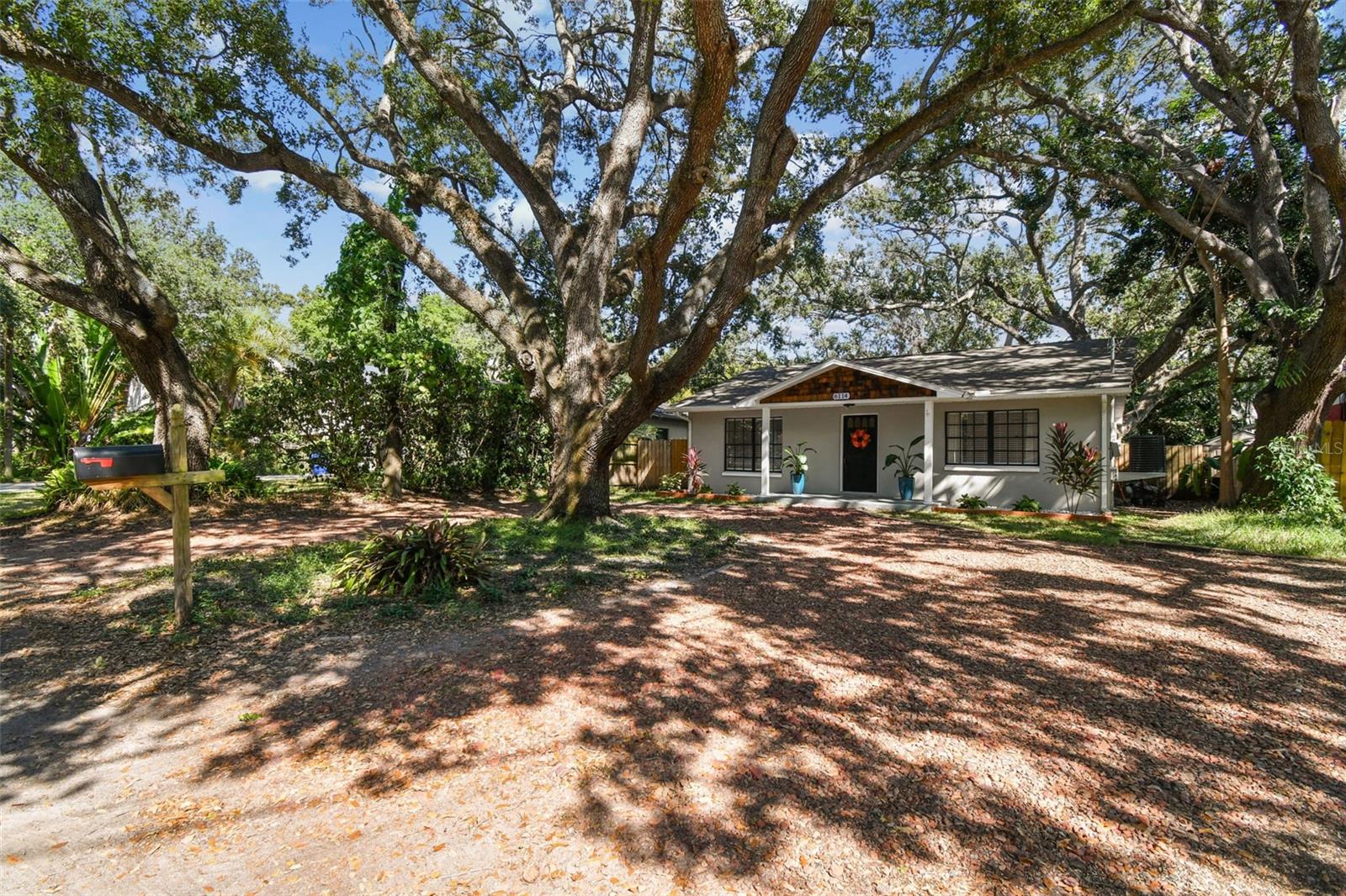 Image 6 of 26 For 6114 Elkins Avenue