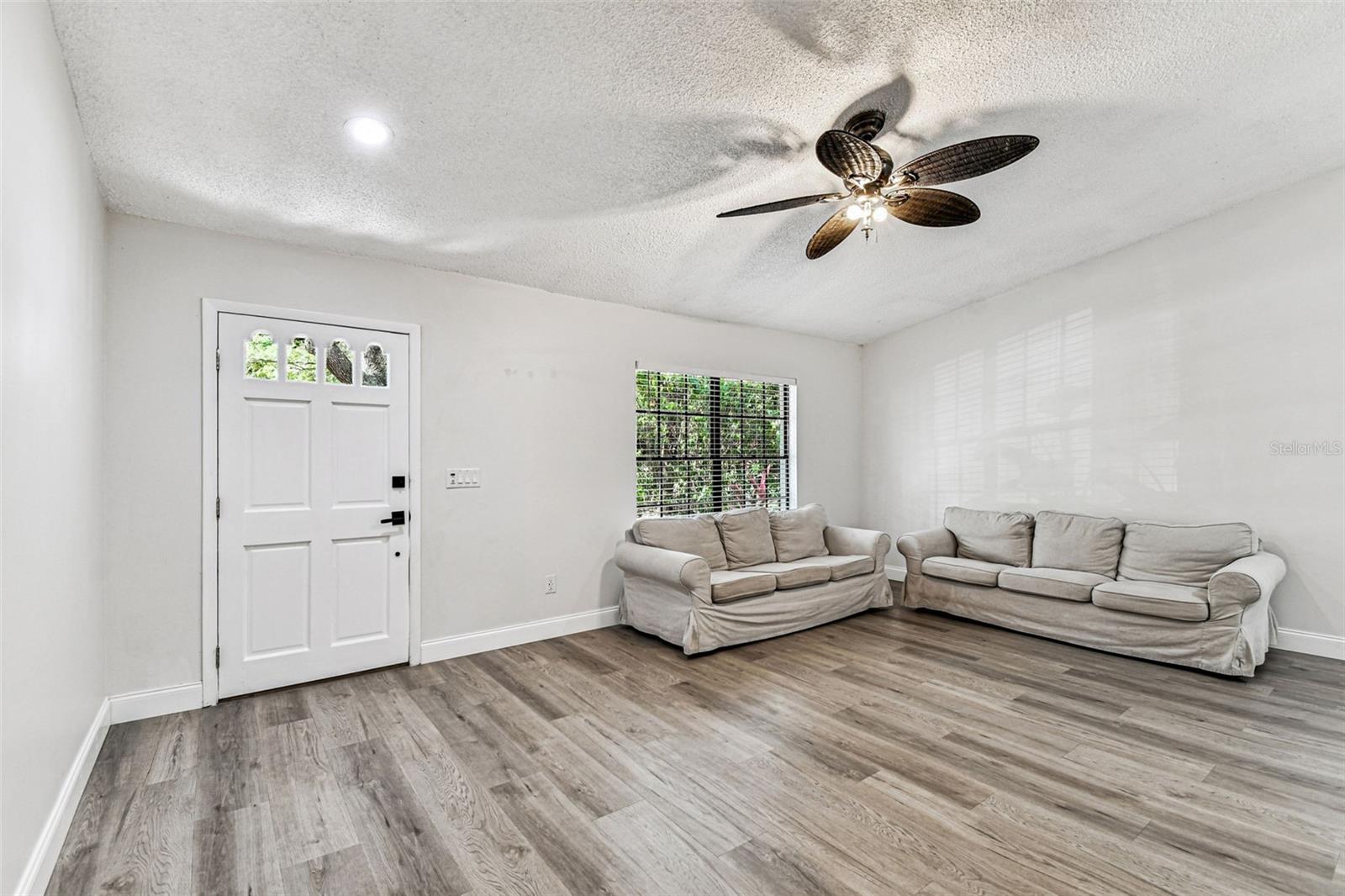 Image 8 of 26 For 6114 Elkins Avenue