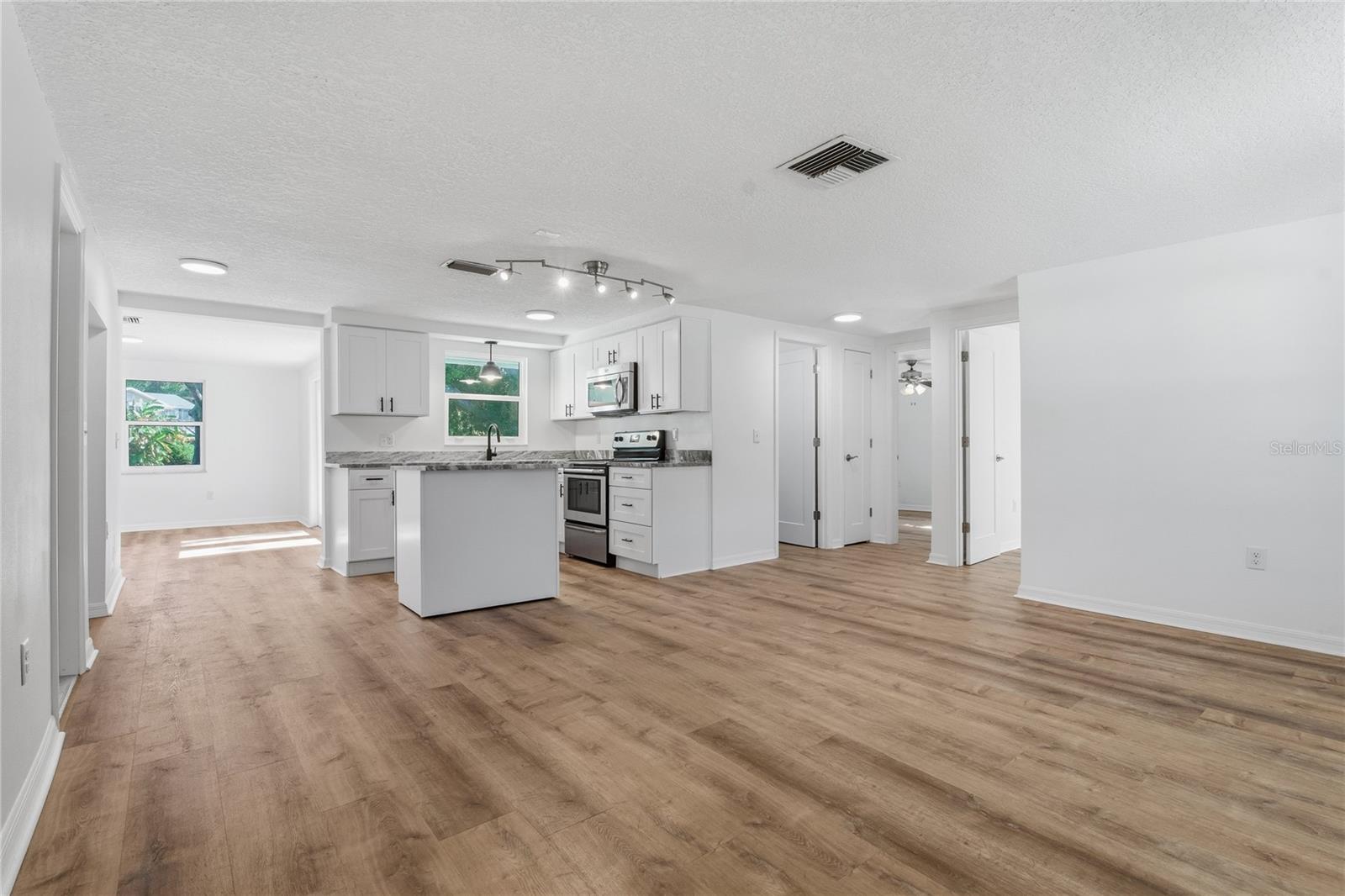 Image 12 of 41 For 4602 Ontario Drive