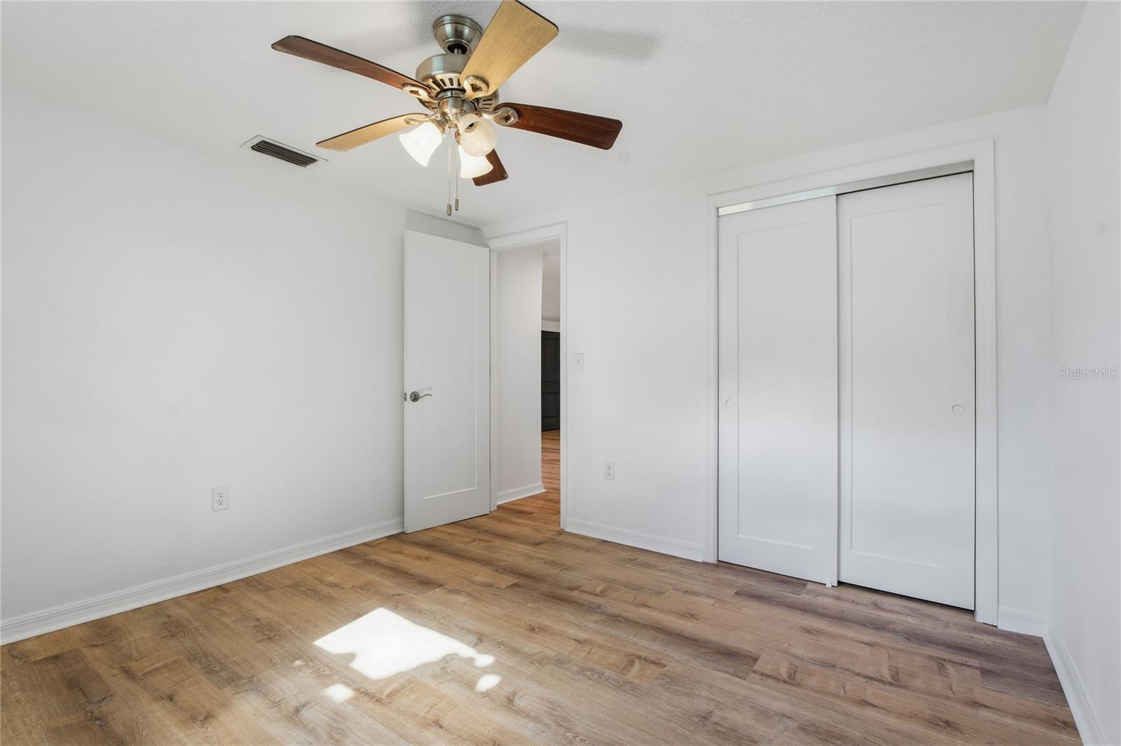Image 19 of 41 For 4602 Ontario Drive