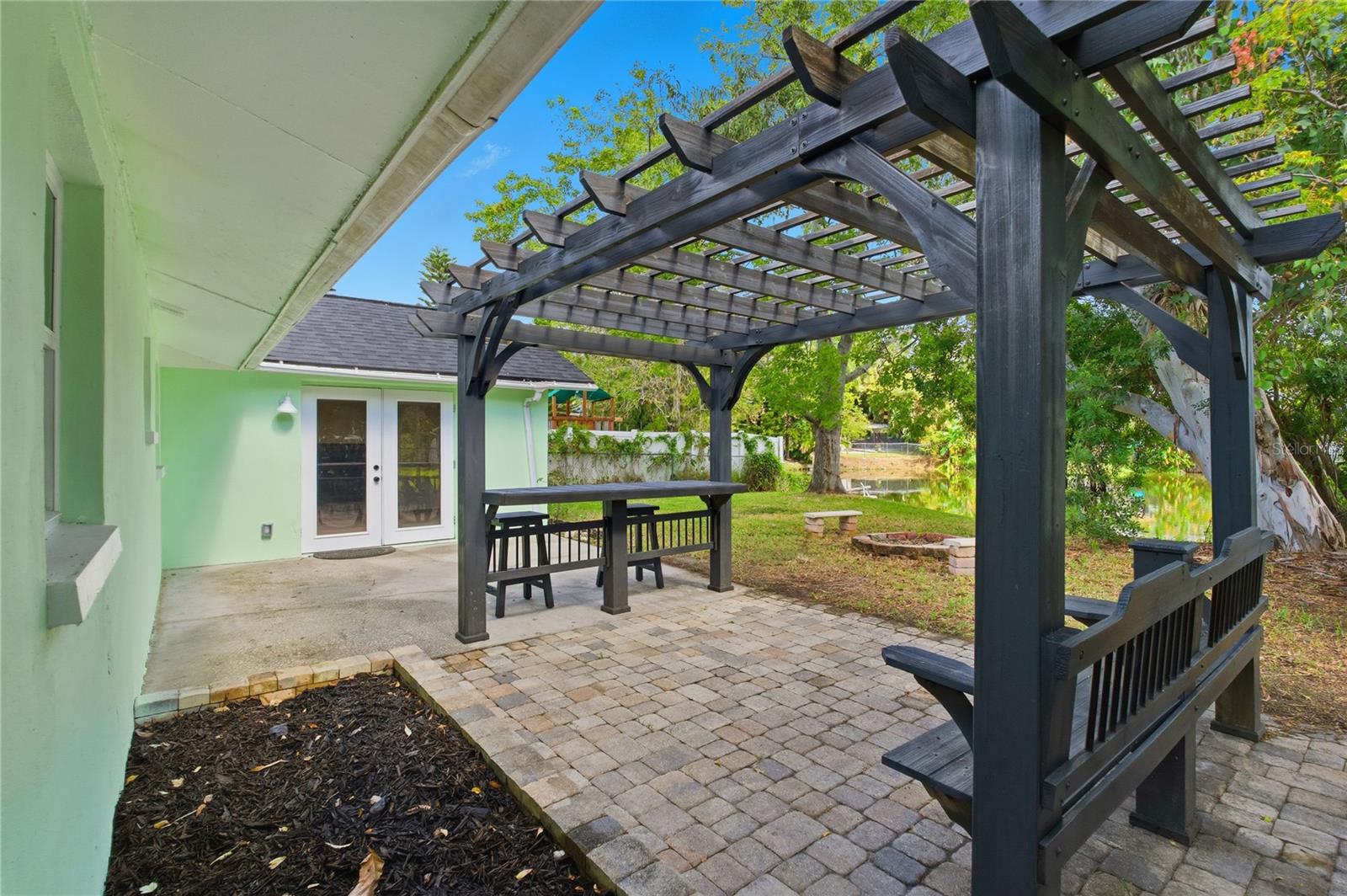 Image 25 of 41 For 4602 Ontario Drive