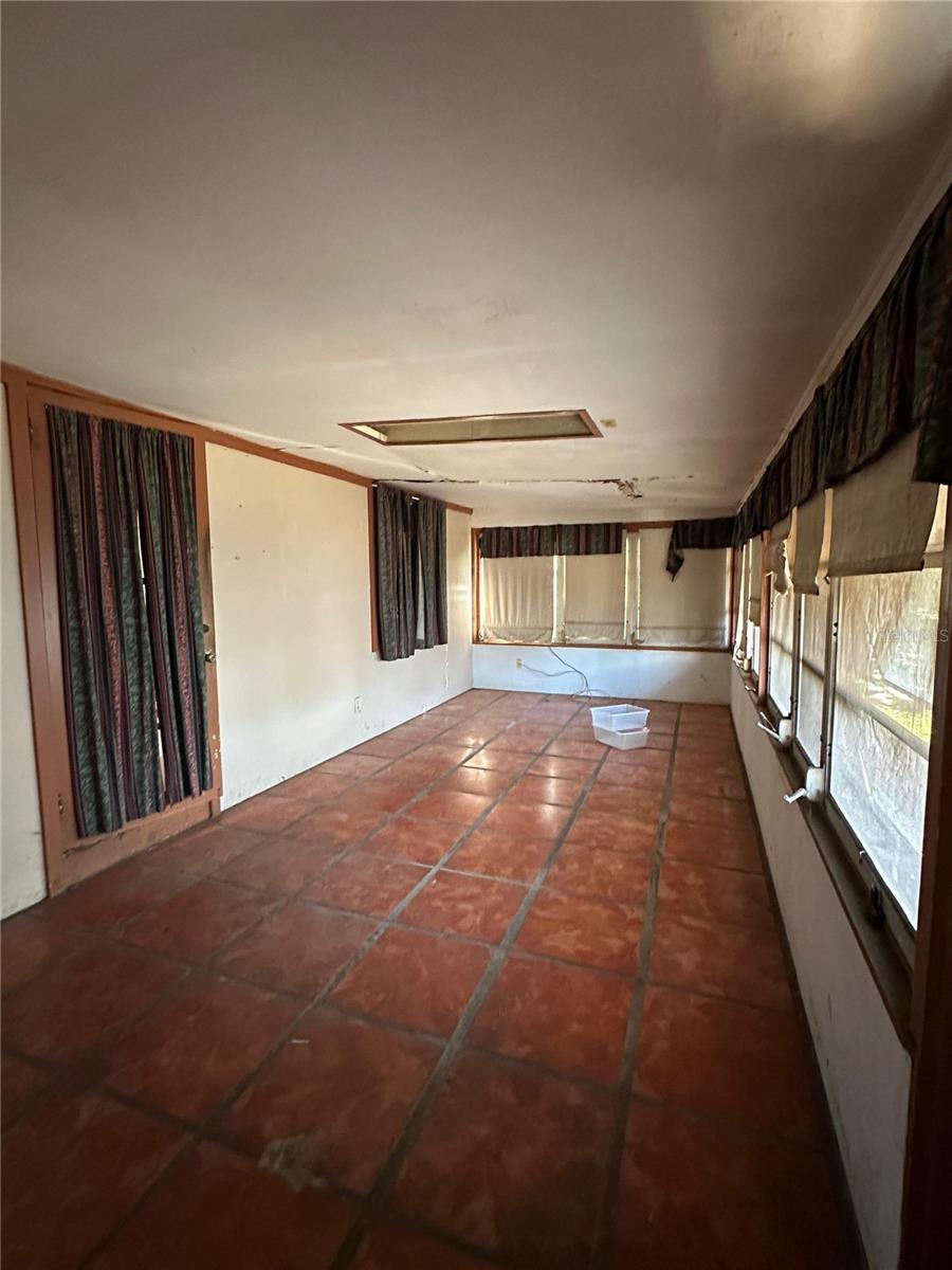 Image 17 of 22 For 3835 7th Street S