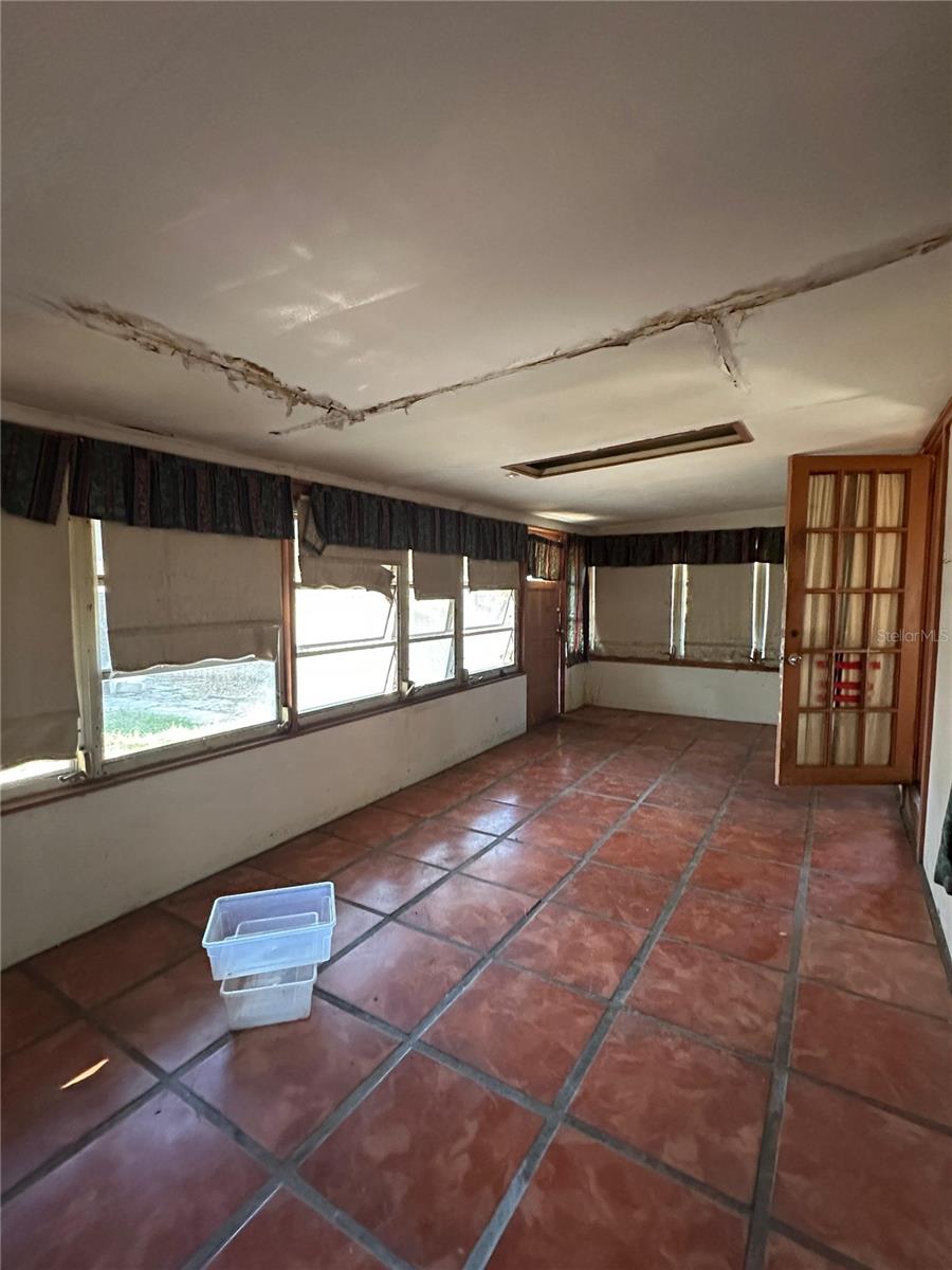 Image 18 of 22 For 3835 7th Street S