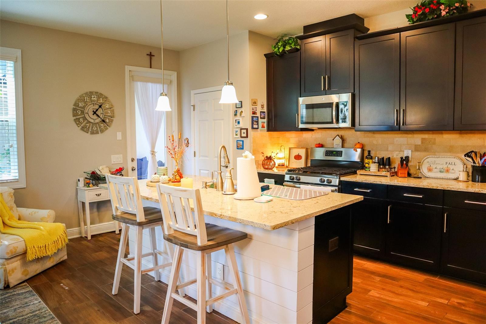 Image 4 of 27 For 12556 Rangeland Boulevard