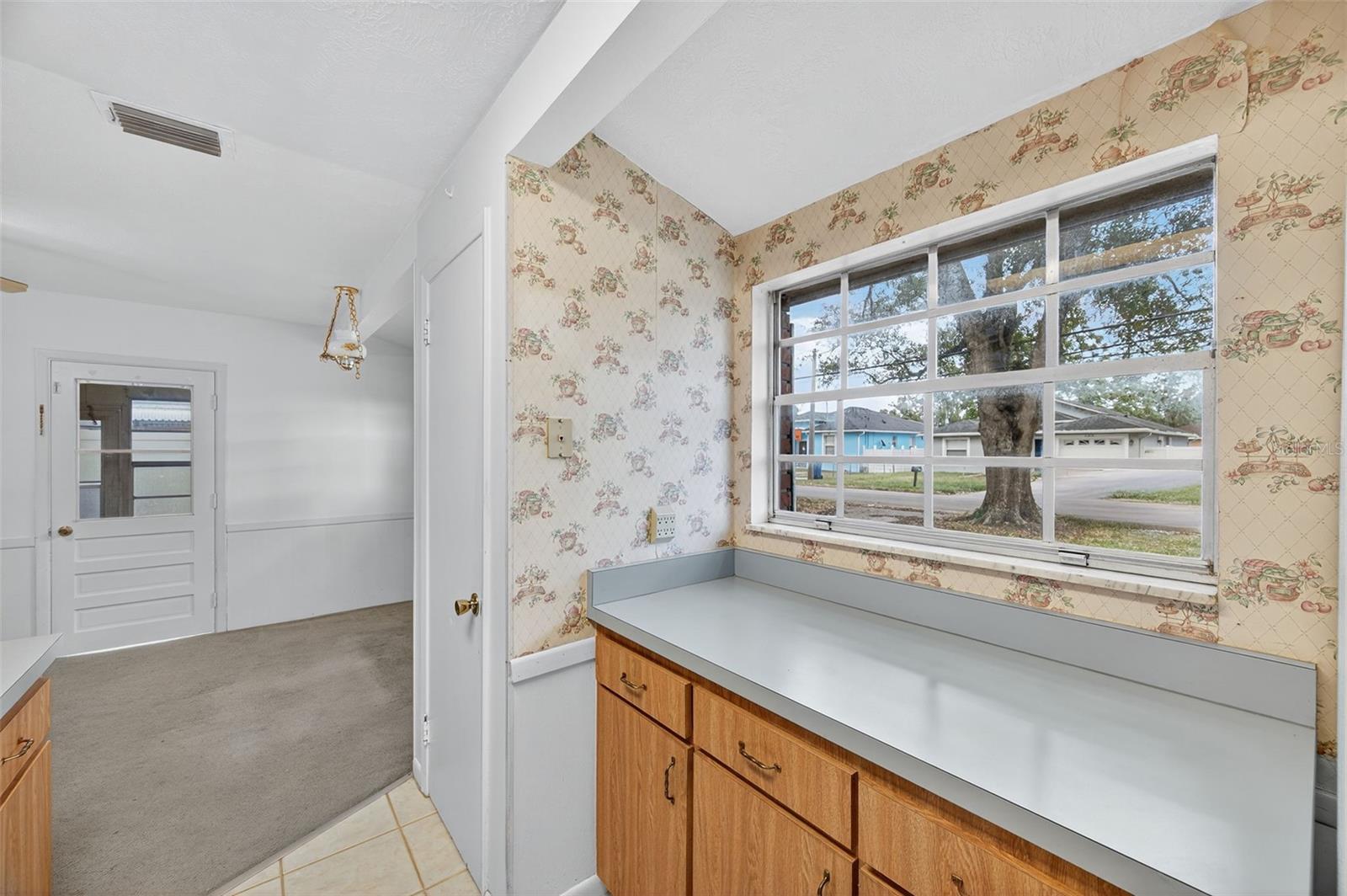 Image 12 of 37 For 2603 Kirby Street