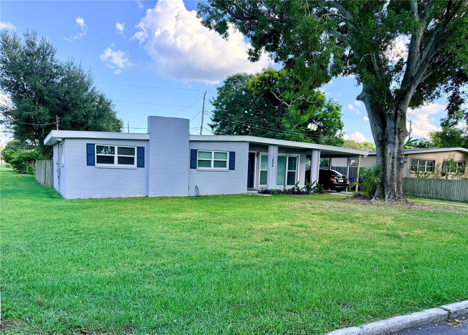 Details for 1604 Crystal Court E, LAKELAND, FL 33801