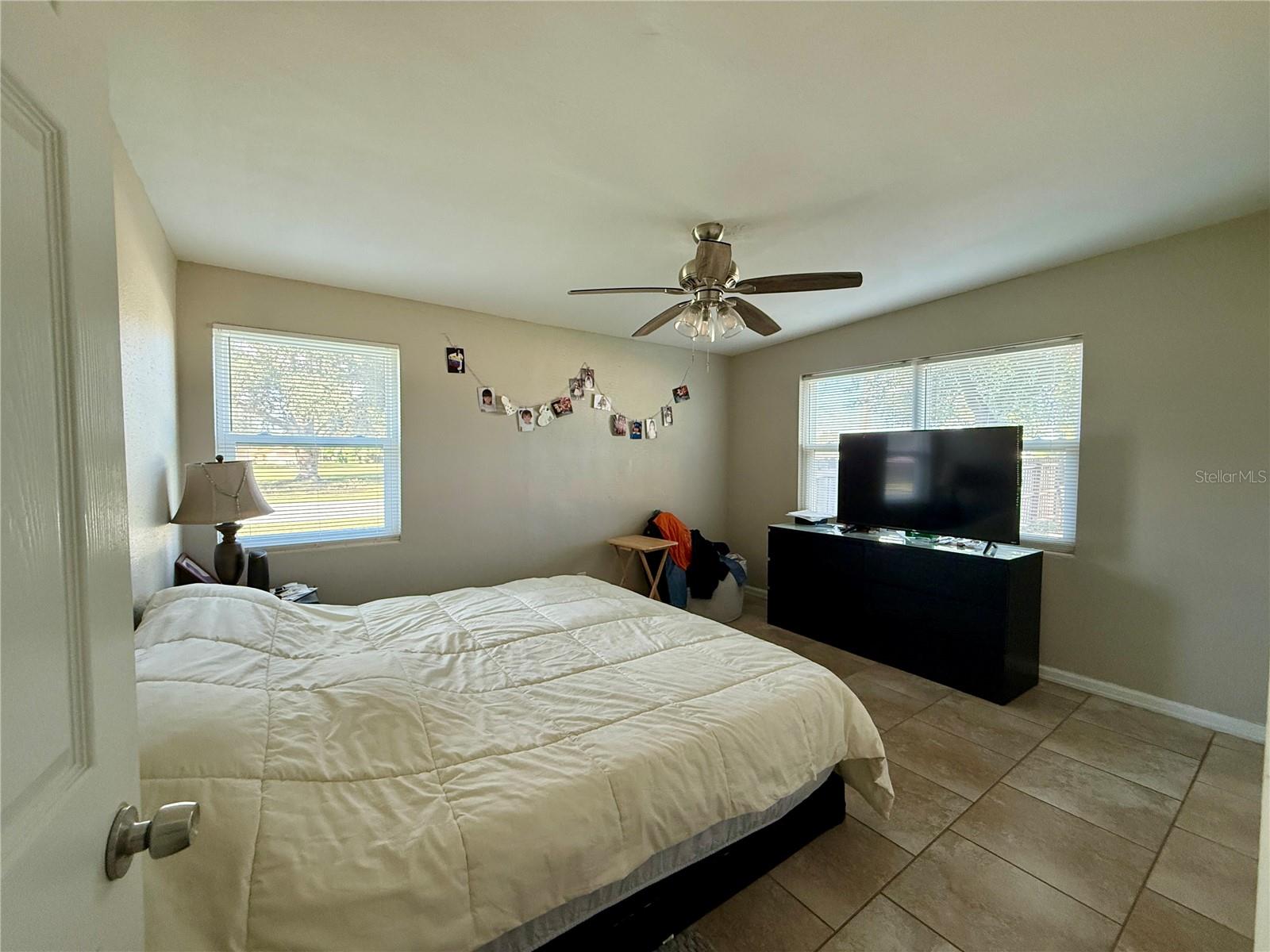 Image 13 of 33 For 1604 Crystal Court E