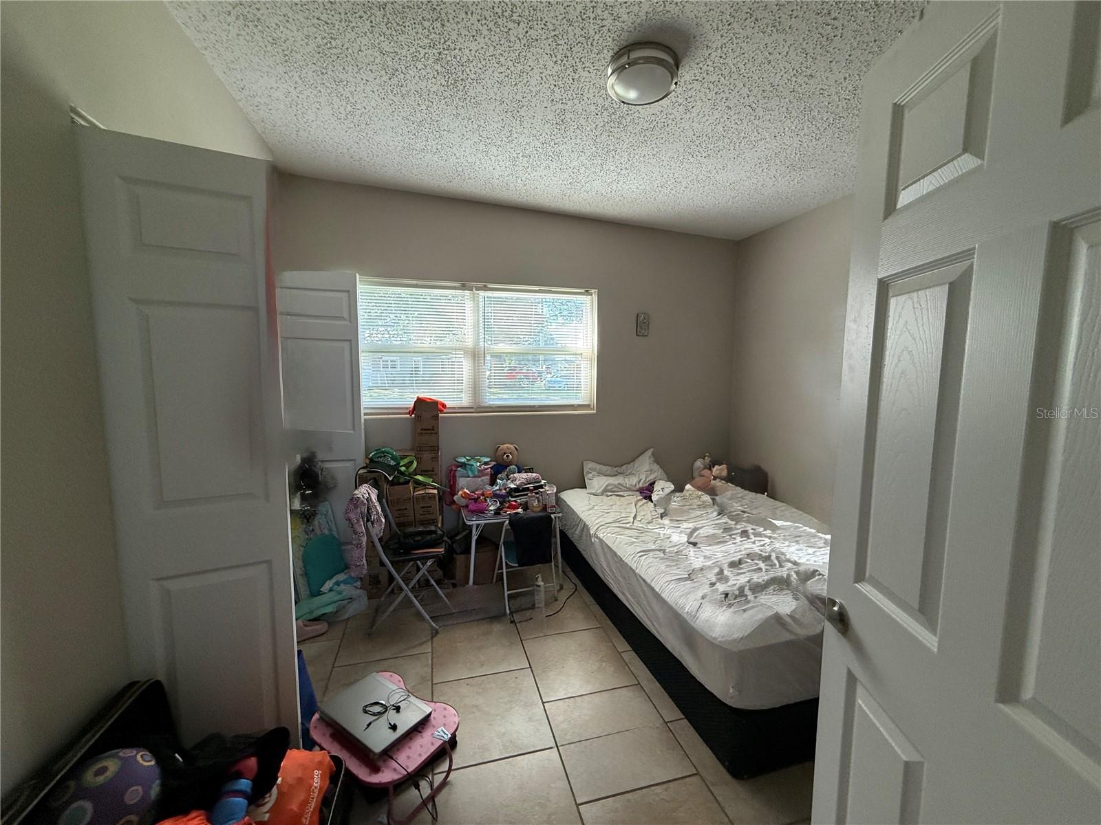 Image 25 of 33 For 1604 Crystal Court E