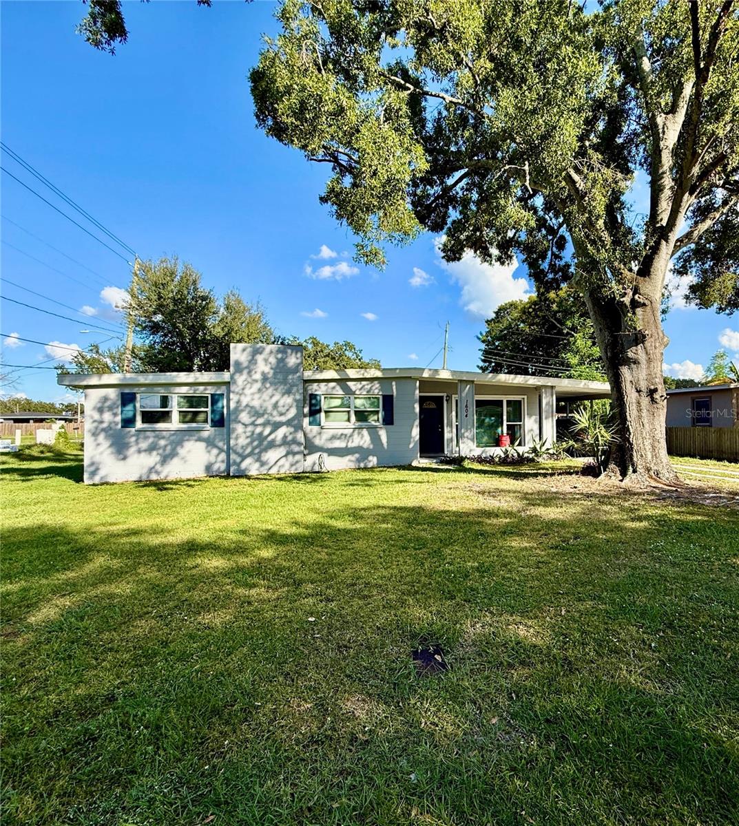 Image 27 of 33 For 1604 Crystal Court E