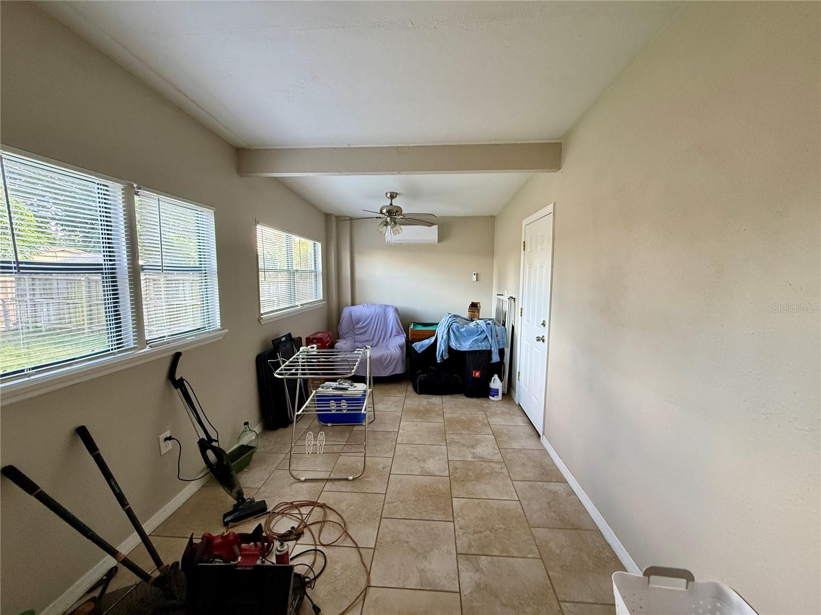 Image 29 of 33 For 1604 Crystal Court E