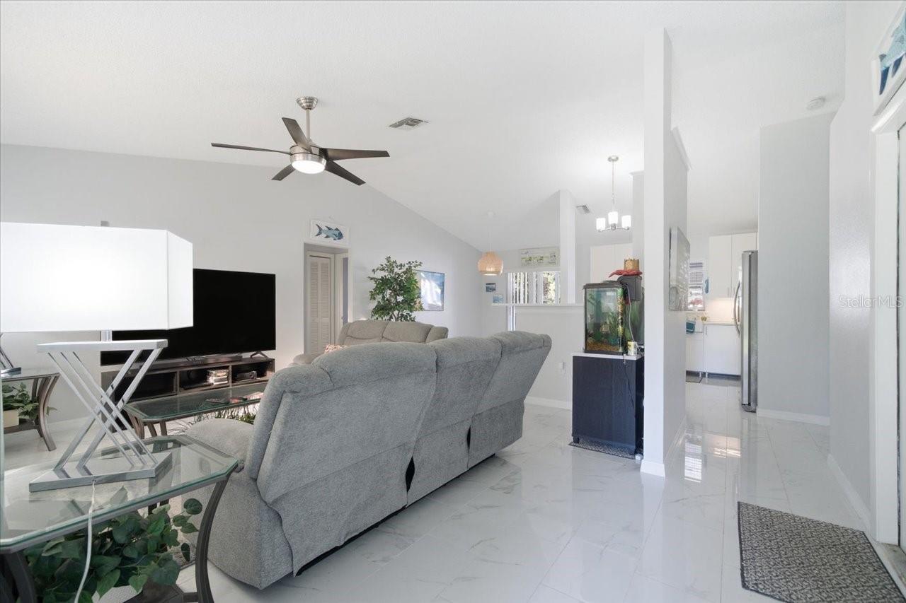 Image 10 of 42 For 7330 Ashmore Drive