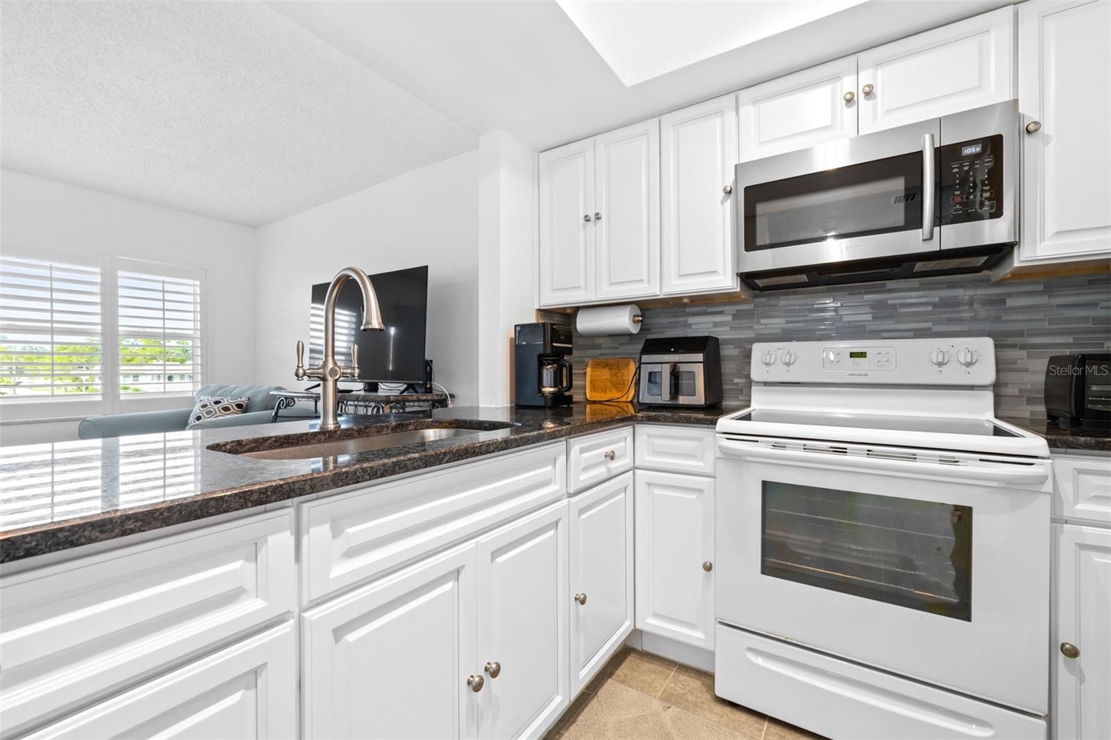 Image 12 of 33 For 1250 Pinellas Avenue 711