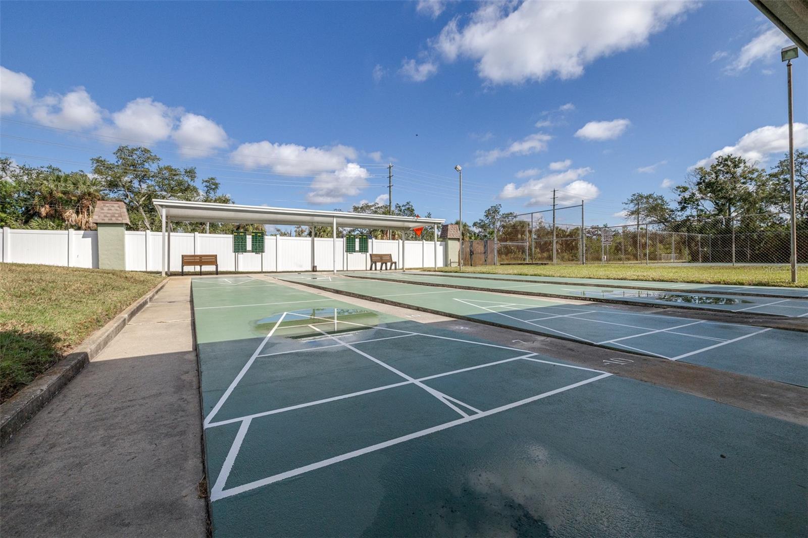 Image 24 of 33 For 1250 Pinellas Avenue 711