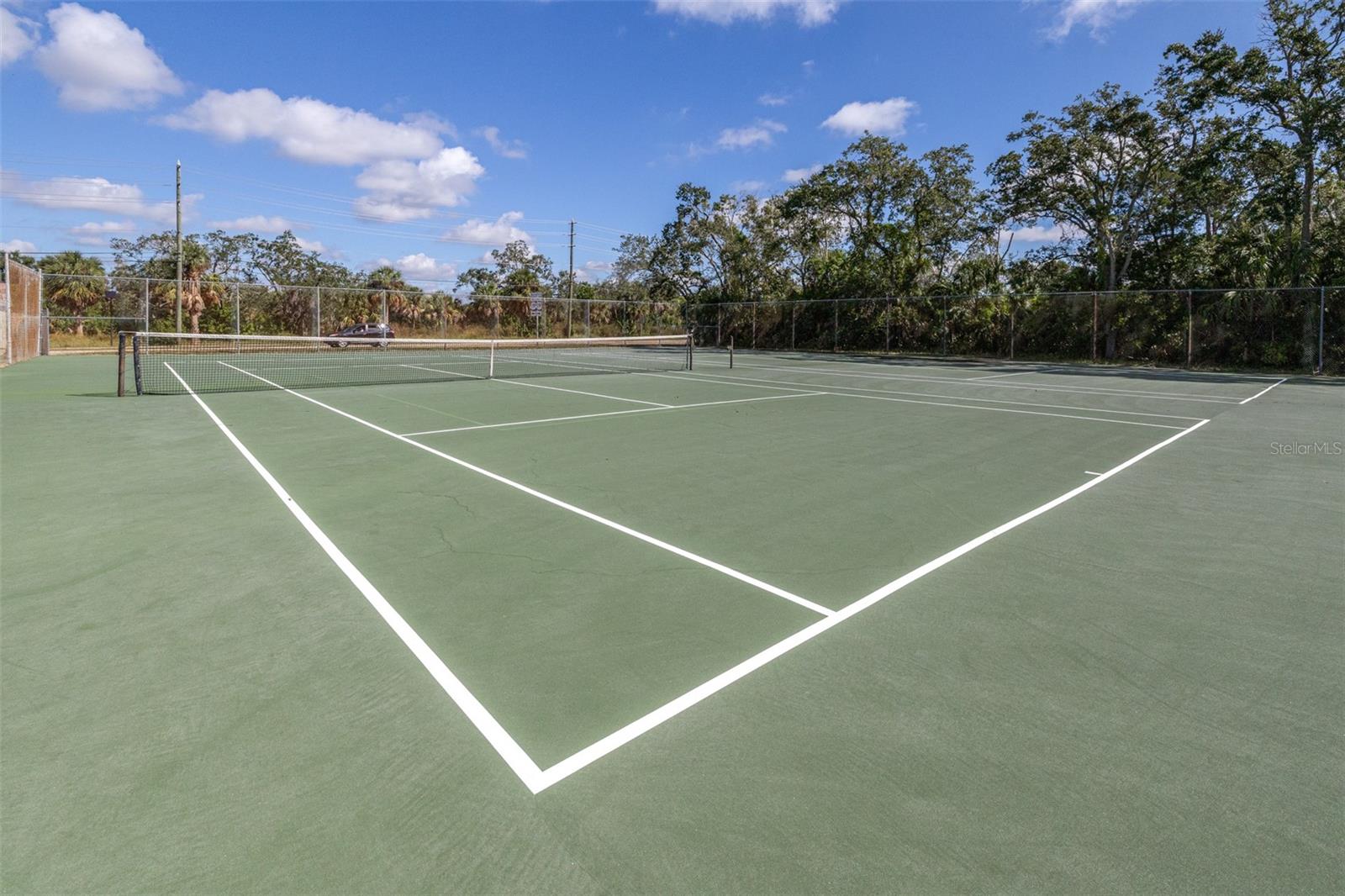 Image 25 of 33 For 1250 Pinellas Avenue 711