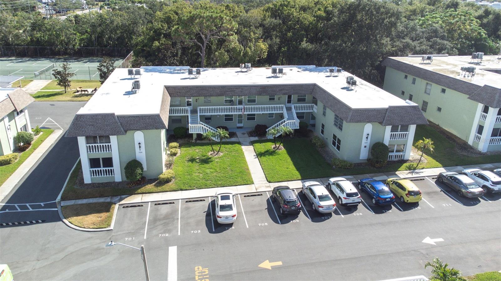 Image 26 of 33 For 1250 Pinellas Avenue 711