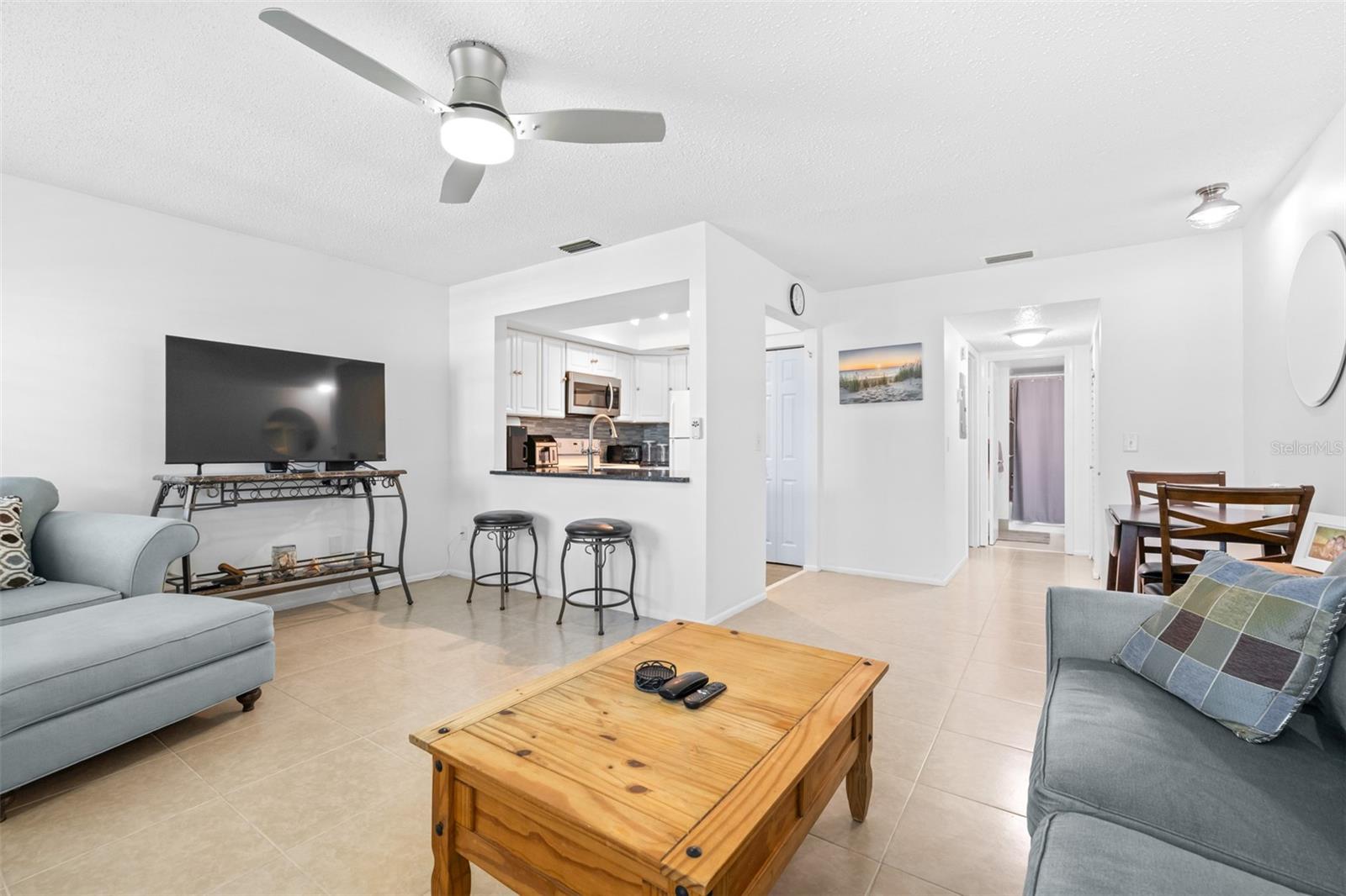 Image 8 of 33 For 1250 Pinellas Avenue 711