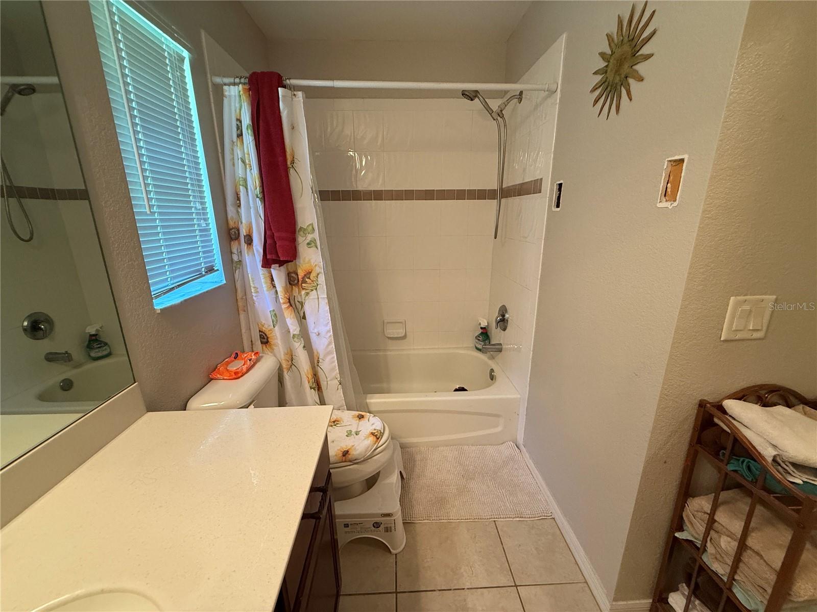 Image 18 of 31 For 4619 Italy Avenue