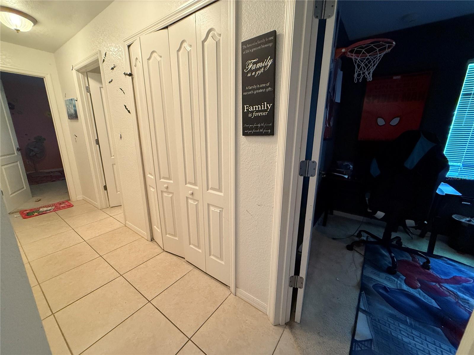 Image 19 of 31 For 4619 Italy Avenue