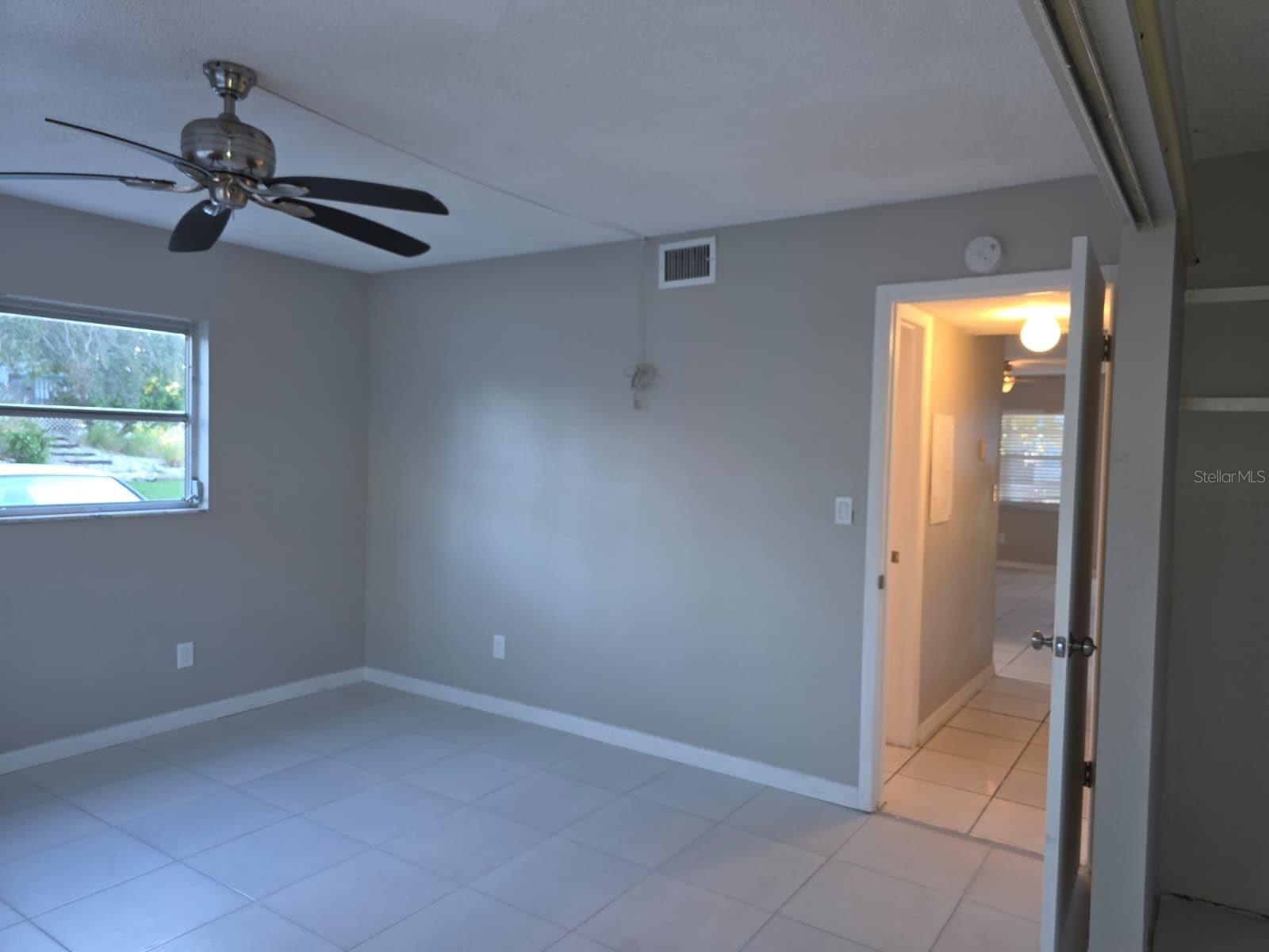 Image 11 of 18 For 5601 31st Avenue S 1