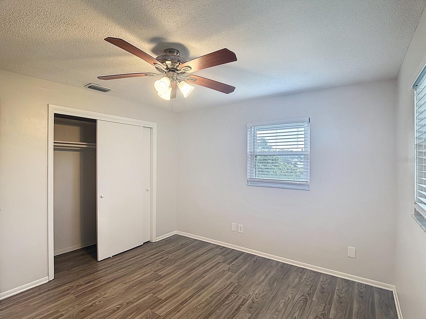 Image 12 of 40 For 11320 Currie Lane